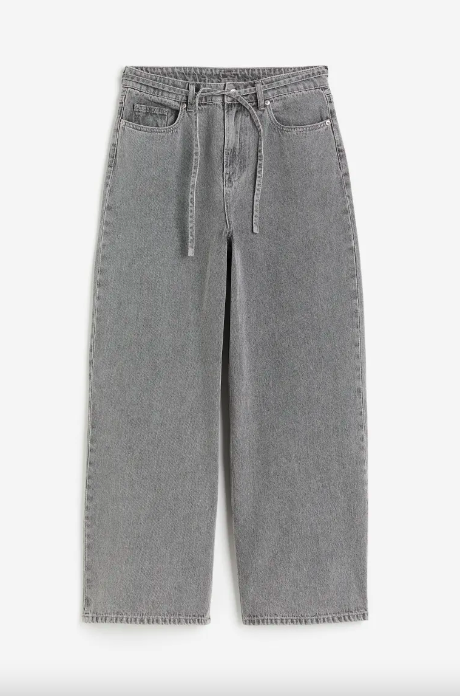 Γκρι jeans: 6 επιλογές για το πιο trending τζιν της άνοιξης-3