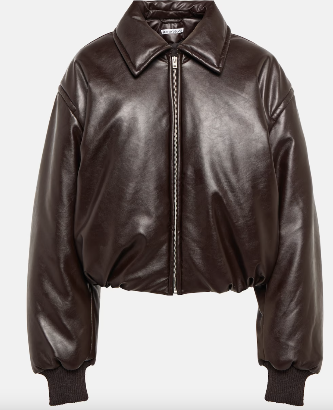 Jacket, T-shirt και τζιν: Τα 3 κομμάτια για το τέλειο look-2