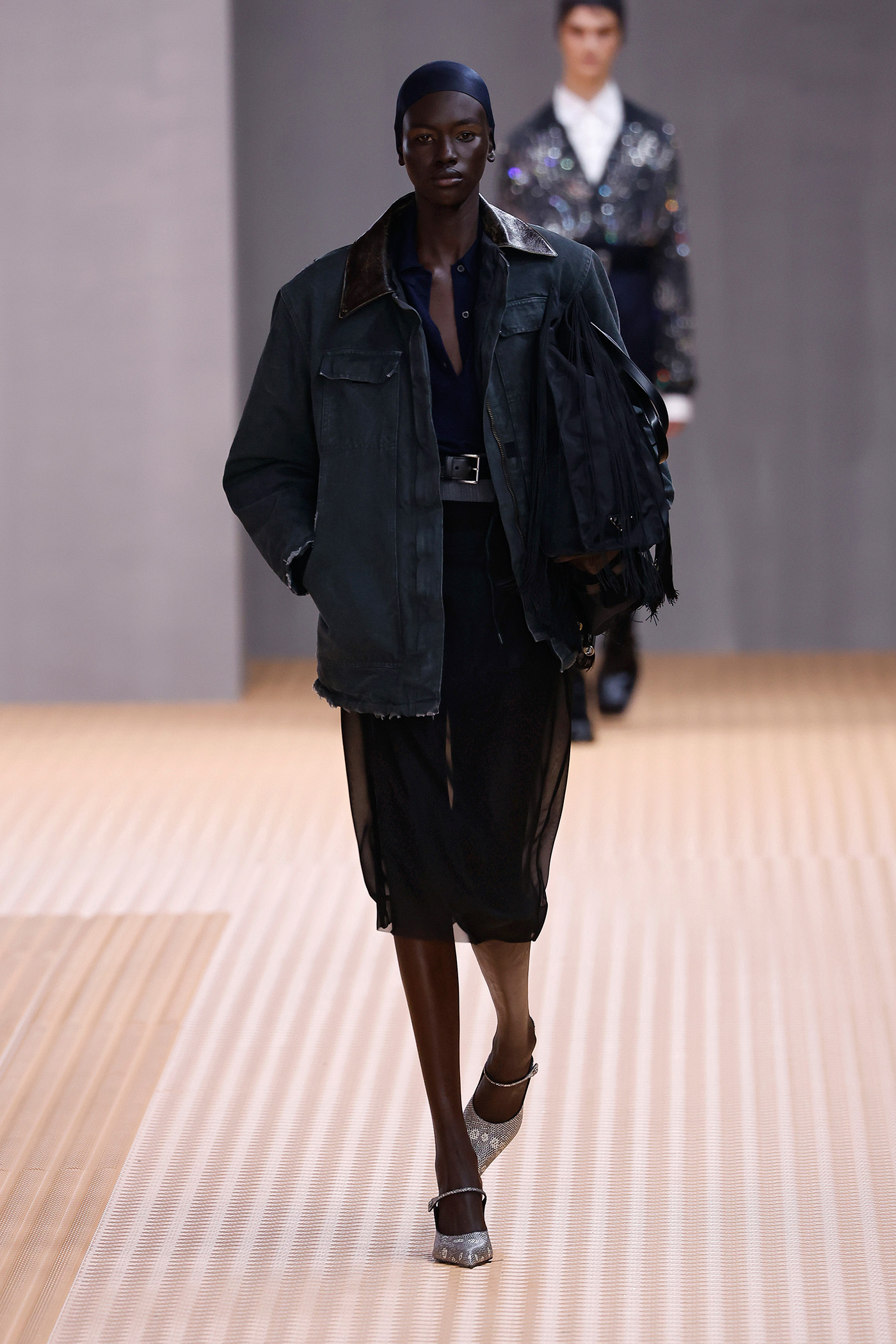 Minimal Aesthetic: 6 catwalk trends διατηρούν το στυλ στην πρώτη γραμμή της μόδας-5