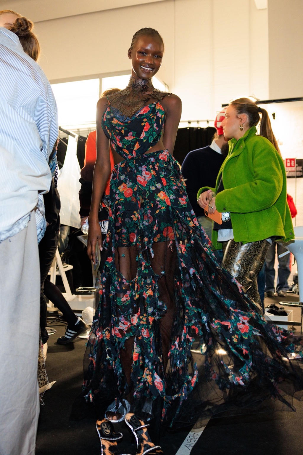 Diesel FW24: Ο Glenn Martens άνοιξε διάπλατα τις πόρτες του backstage-2