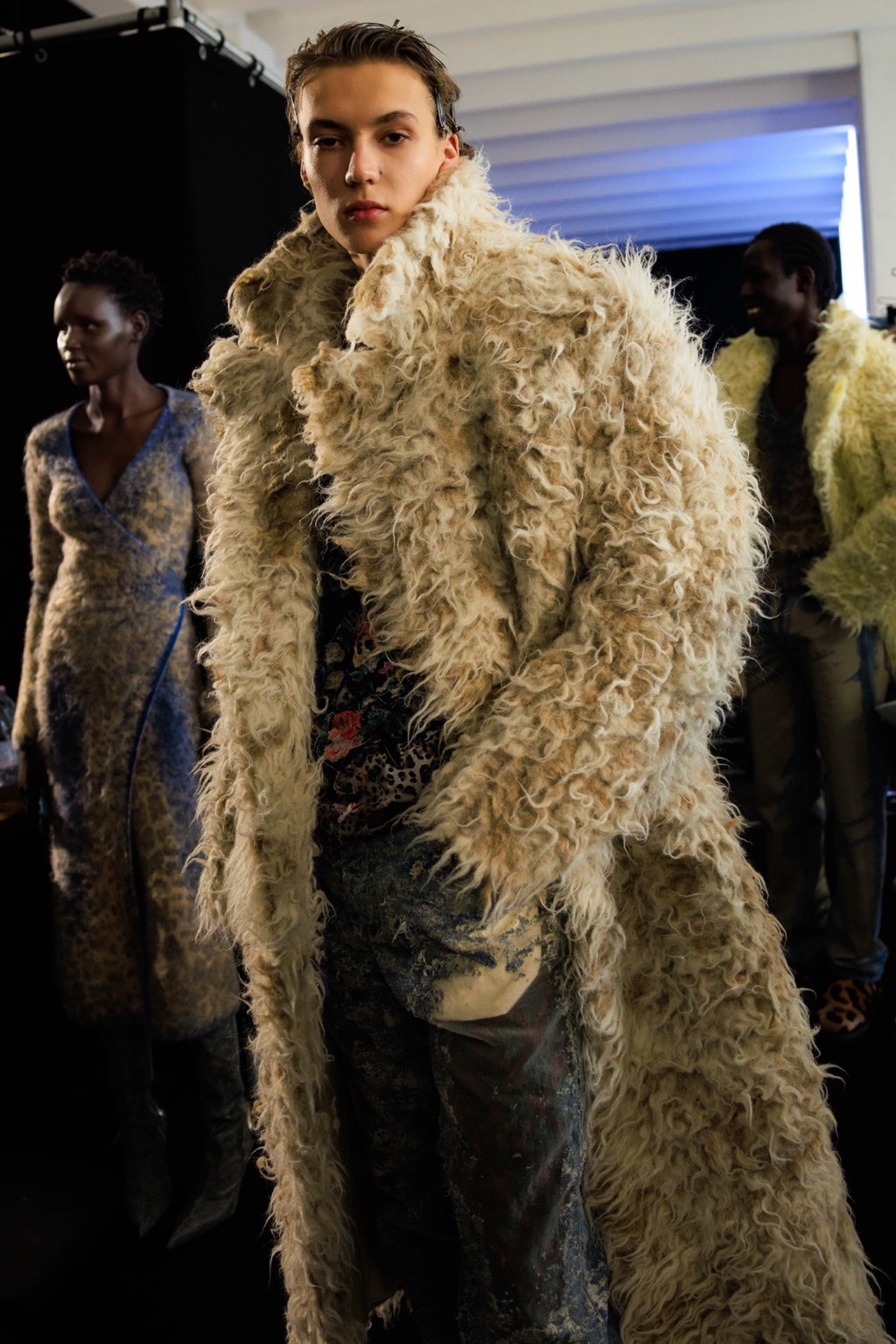 Diesel FW24: Ο Glenn Martens άνοιξε διάπλατα τις πόρτες του backstage-3