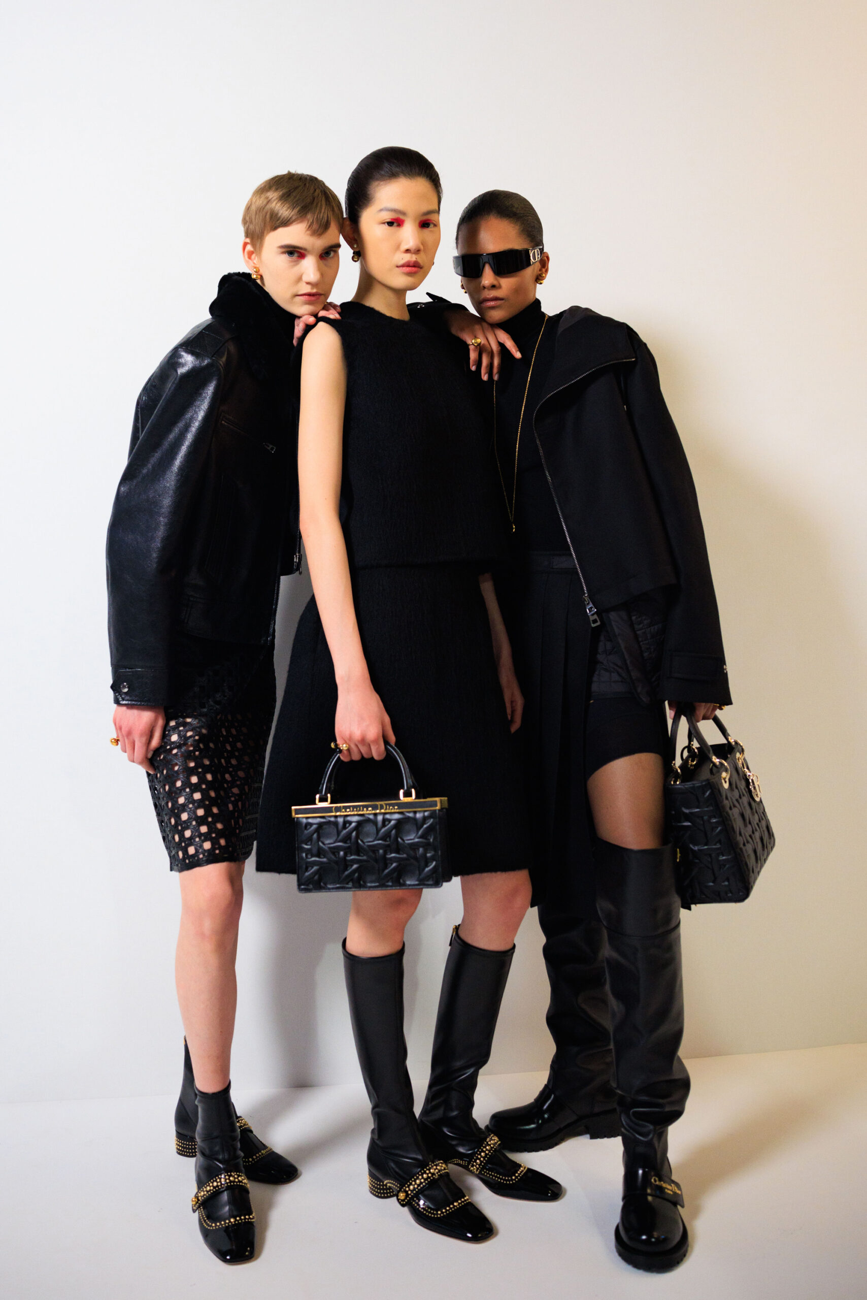 Dior FW 24-25: Επιστροφή στην ελευθερία των 60s-5