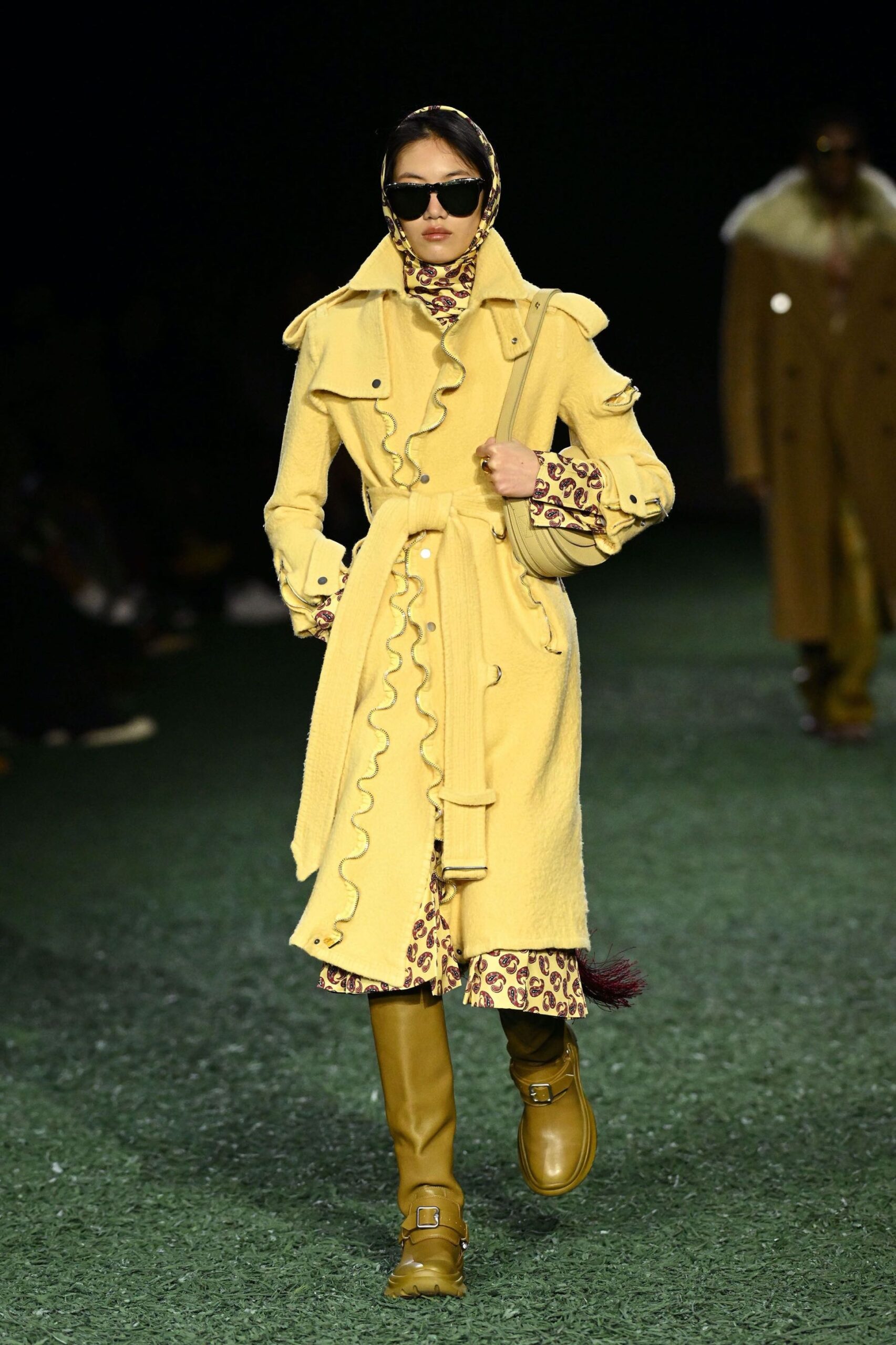 Burberry FW24: Όλες οι λεπτομέρειες για το νέο show του Daniel Lee-2