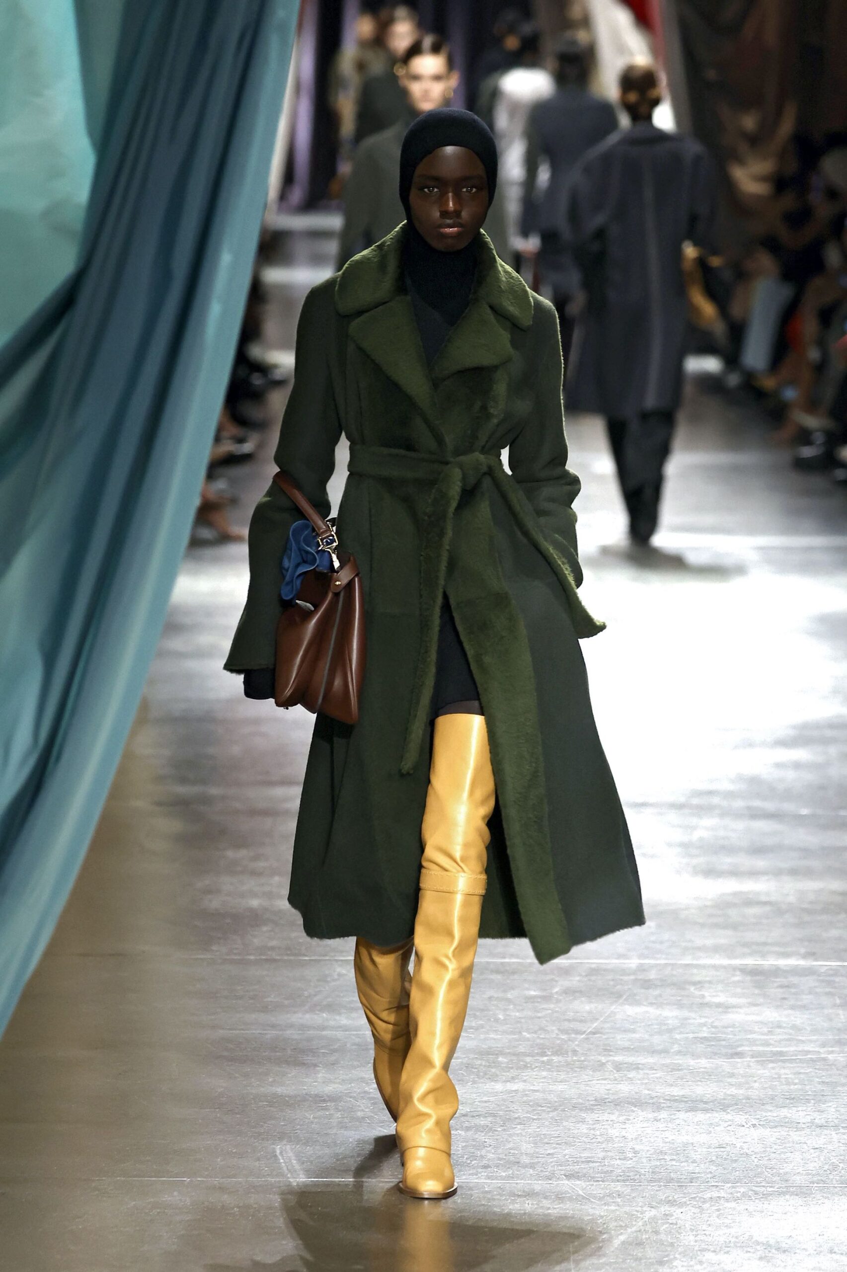 Fendi FW24: Ο Kim Jones επαναφέρει το utility style-3