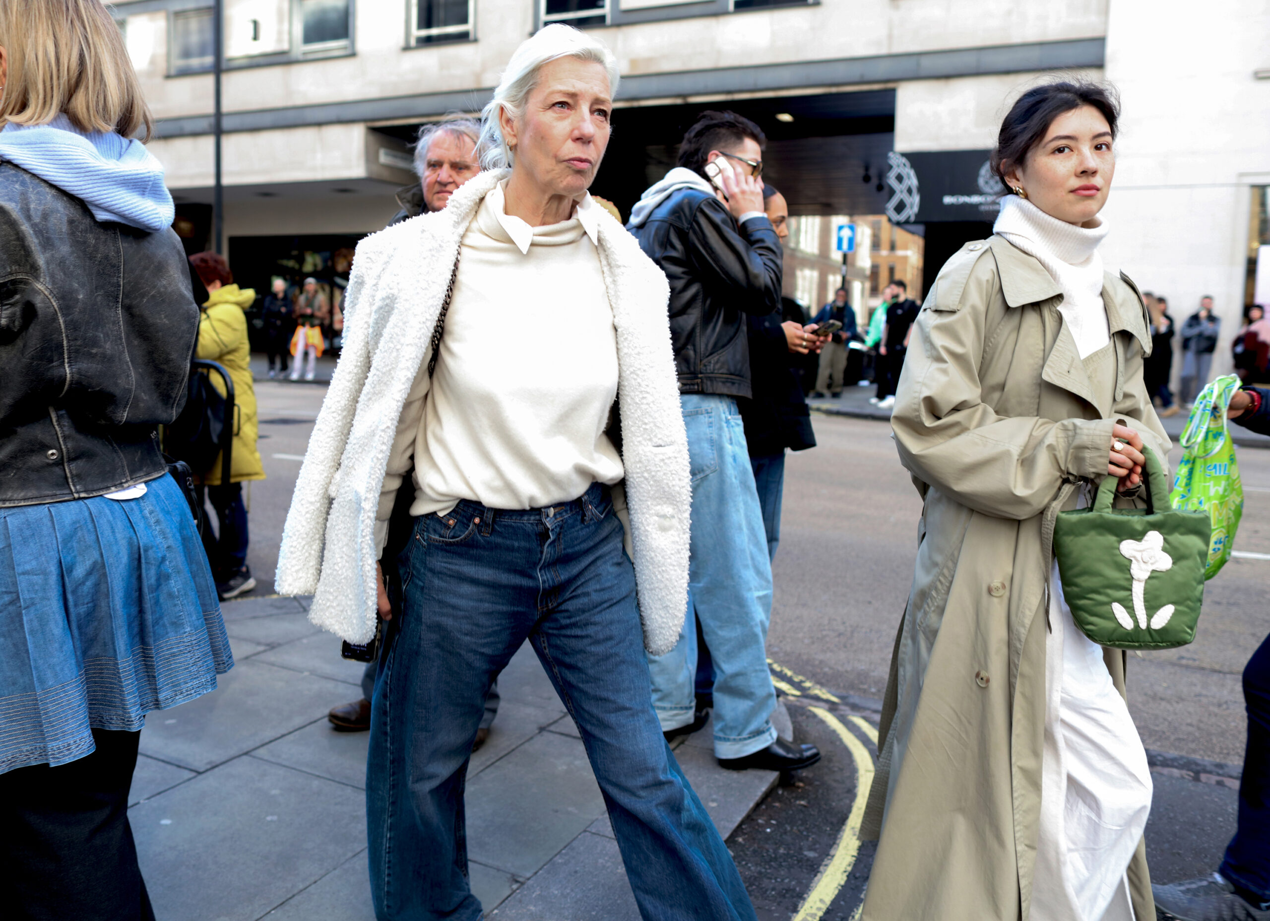 Εβδομάδα Μόδας Λονδίνου: Οι ωραιότερες street style εμφανίσεις-3