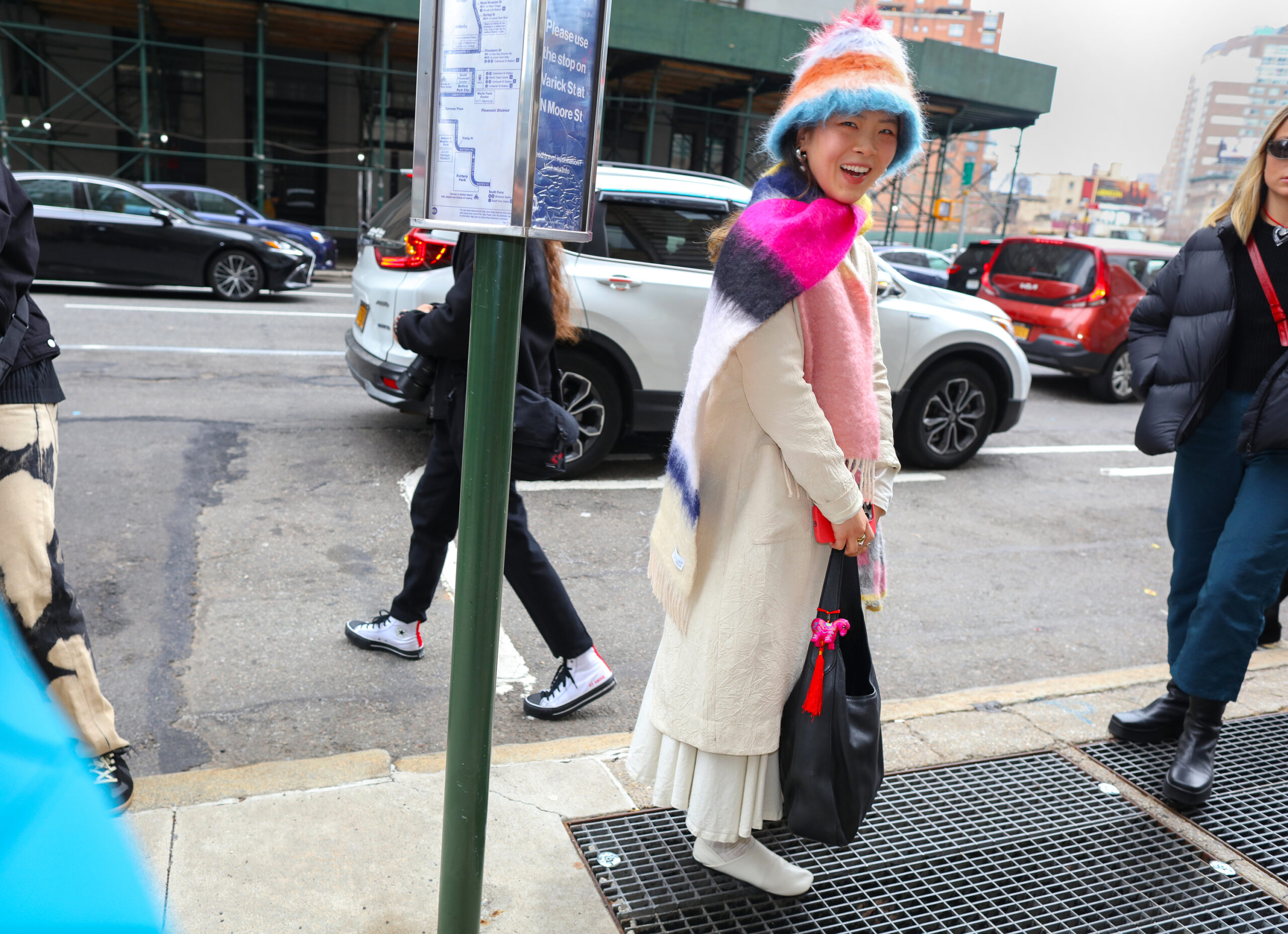 Εβδομάδα Μόδας Νέας Υόρκης: Οι καλύτερες street style moments γίνεται έμπνευση για τα πρώτα ανοιξιάτικα looks-41