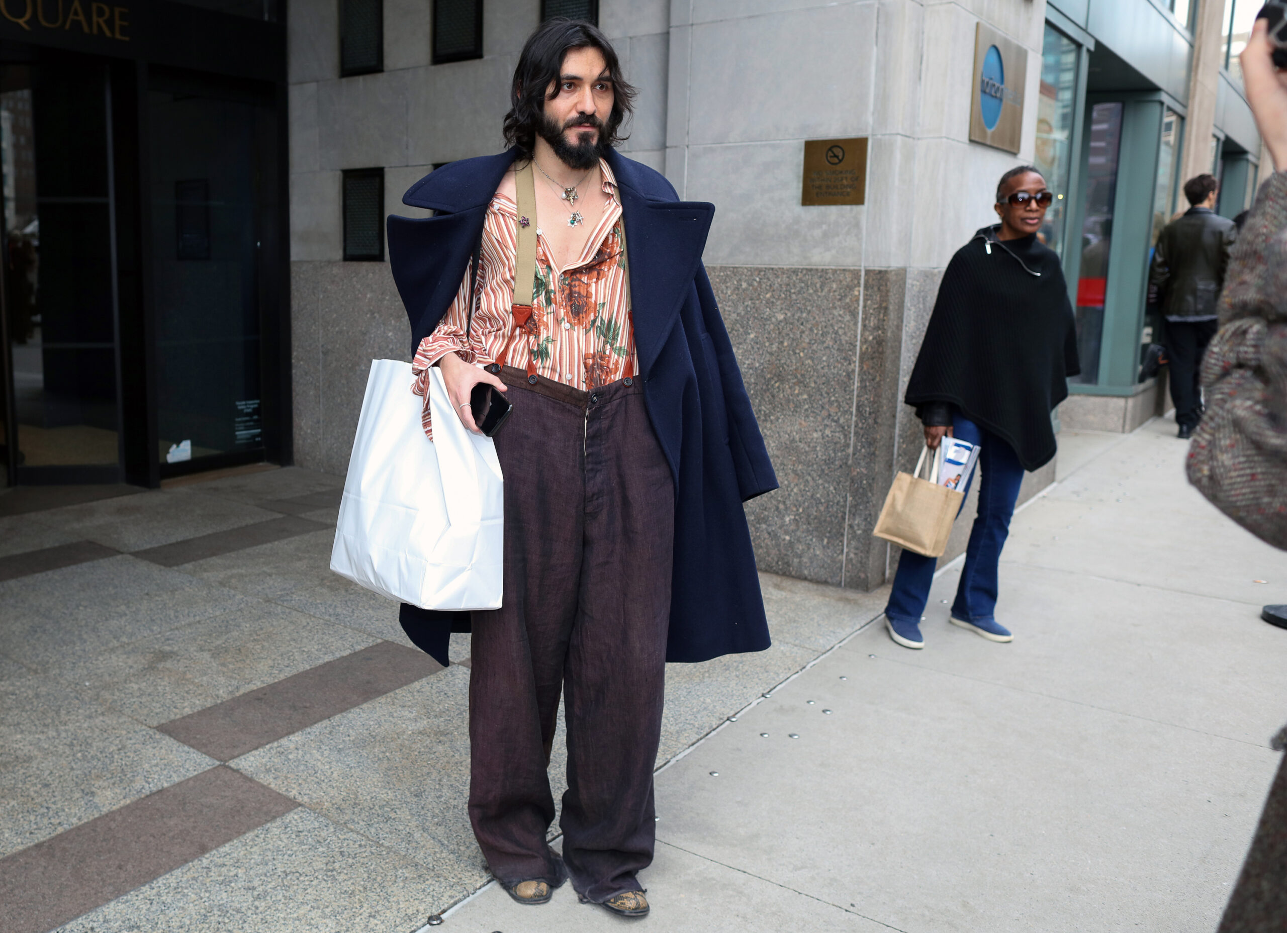 Εβδομάδα Μόδας Νέας Υόρκης: Οι καλύτερες street style moments γίνεται έμπνευση για τα πρώτα ανοιξιάτικα looks-40