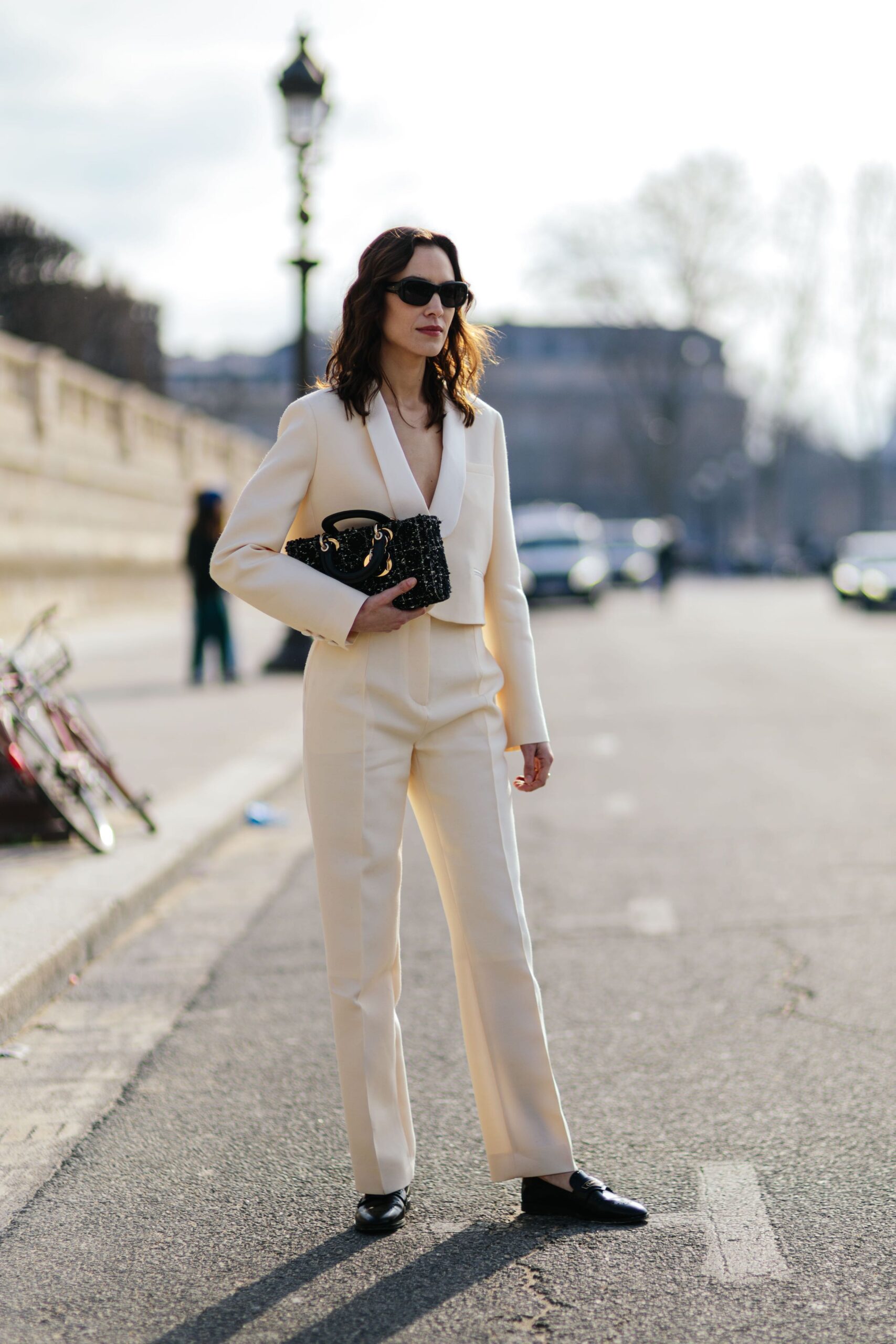 Εβδομάδα Μόδας Παρισιού: Τα ωραιότερα street style φέρνουν την άνοιξη στην γκαρνταρόμπα μας-19