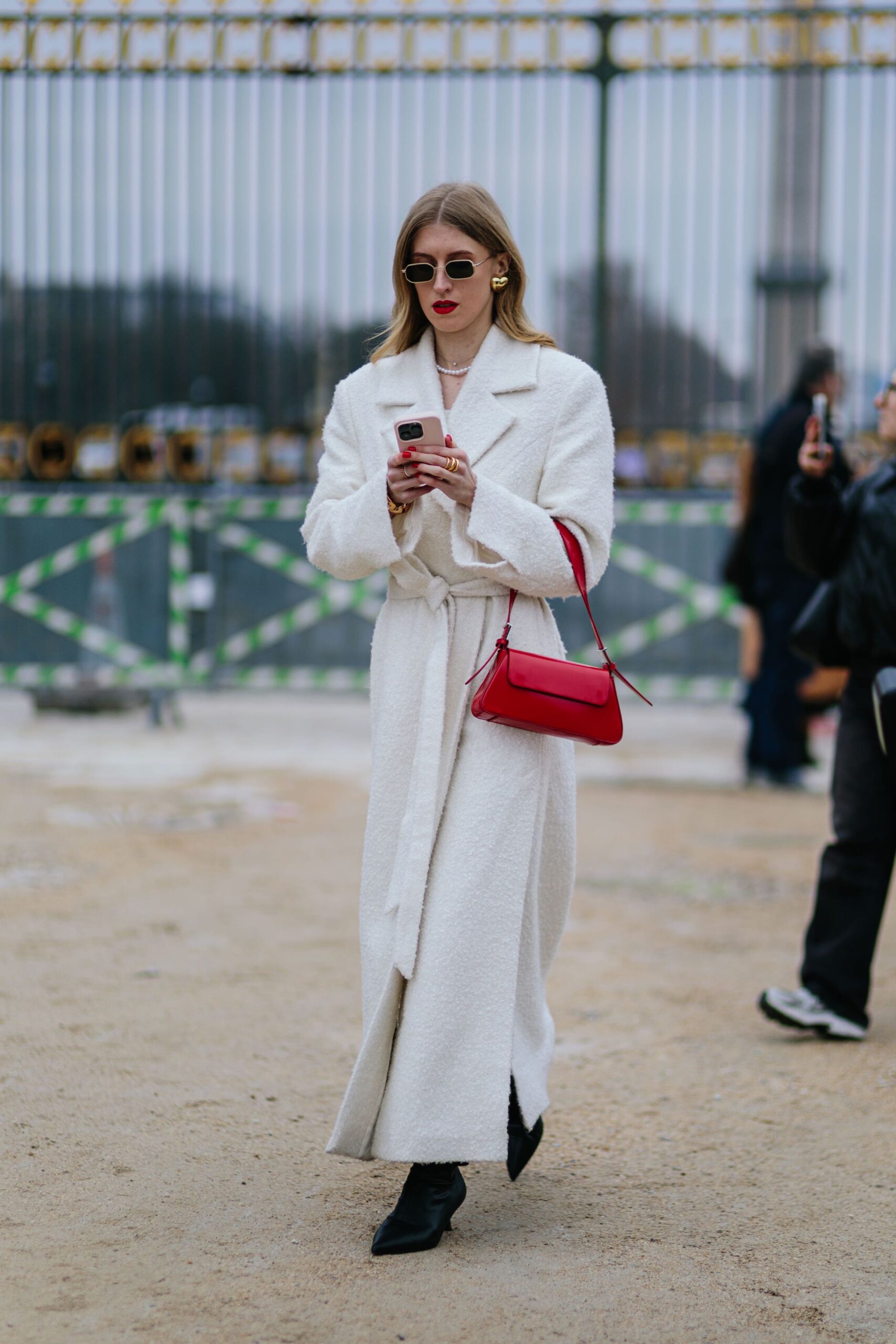 Εβδομάδα Μόδας Παρισιού: Οι πρώτες street style εμφανίσεις-2