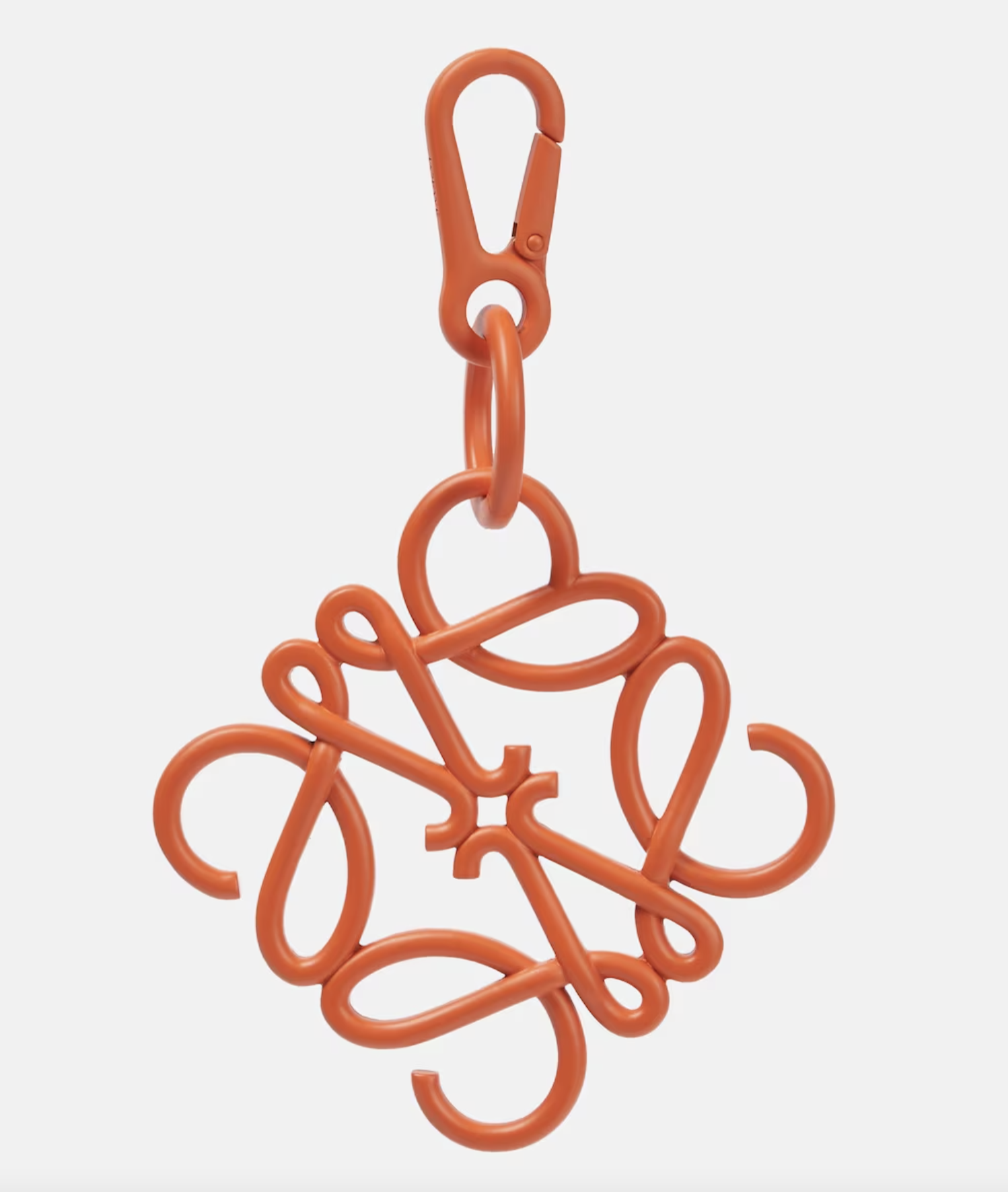 Bag Charms: Η λεπτομέρεια που αλλάζει στυλ στην τσάντα μας αυτή τη σεζόν-2