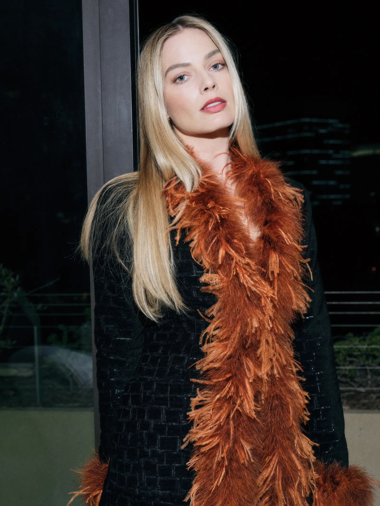 Η Margot Robbie πέρασε το Σάββατο πριν τα Όσκαρ με τη Vogue-1