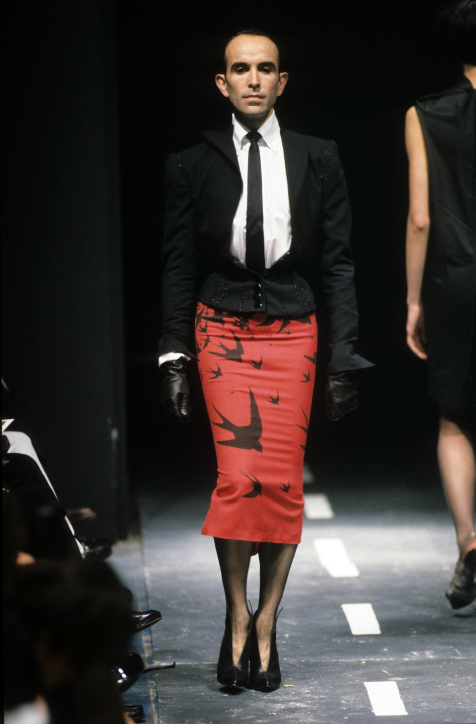 Στον Alexander McQueen ο Seán McGirr θέλει να φέρει φως-1