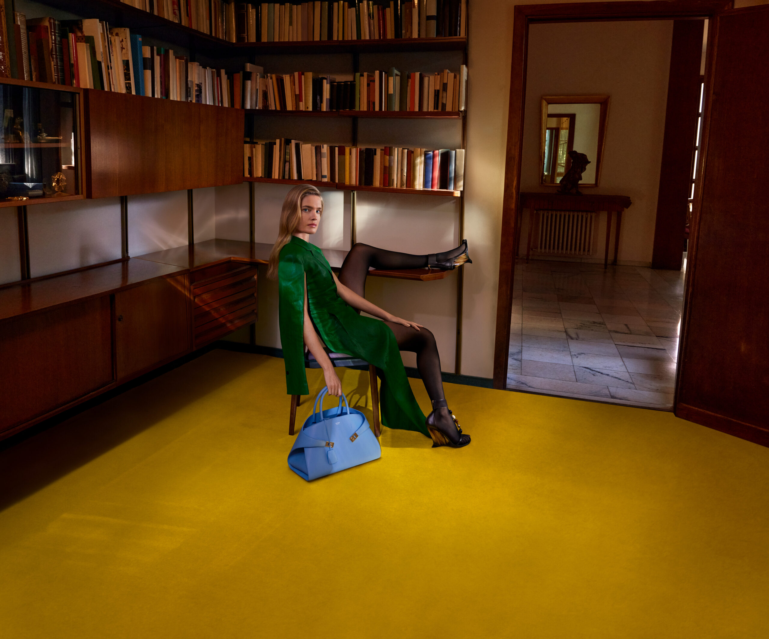 Η νέα καμπάνια Ferragamo για την Άνοιξη 2024-3