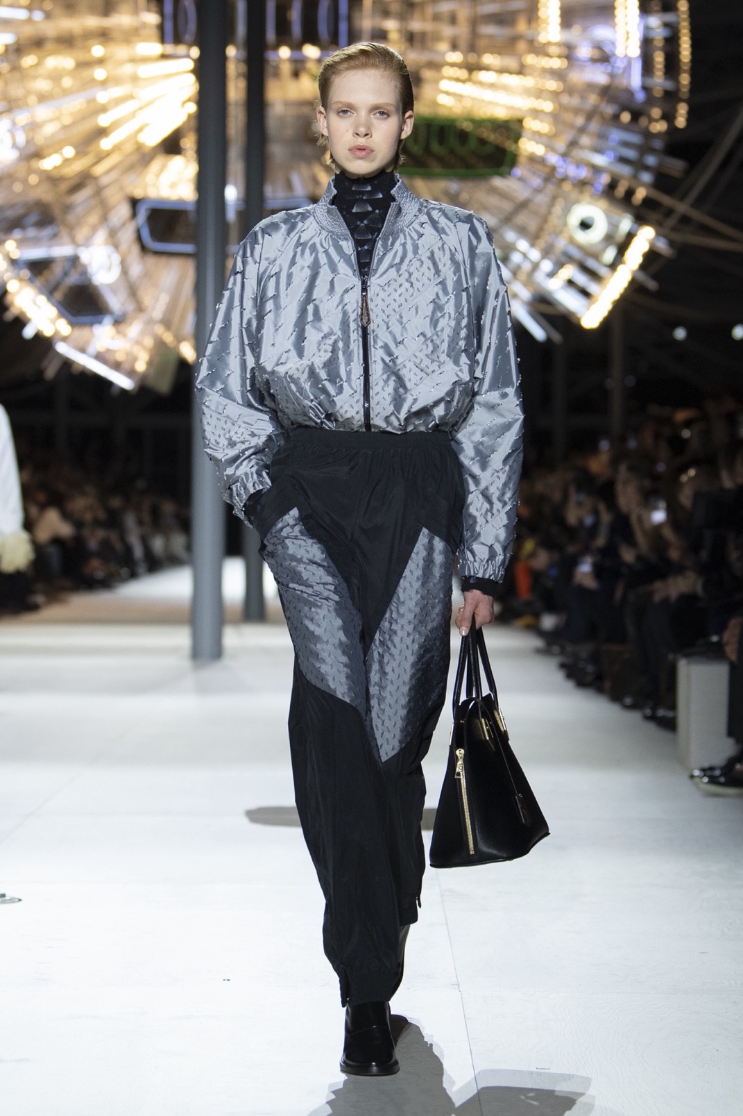Louis Vuitton FW24: O Nicolas Ghesquière γιορτάζει 10 χρόνια στον οίκο-2