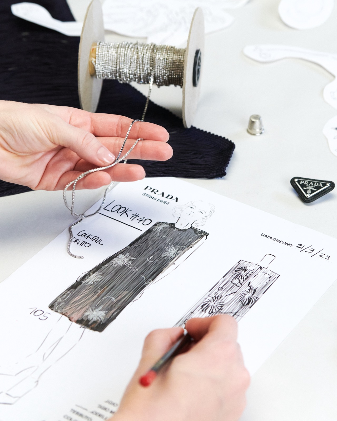 Made in Prada Impossible Embroideries: Η δεξιοτεχνία πίσω από τα πιο ωραία κεντήματα-4