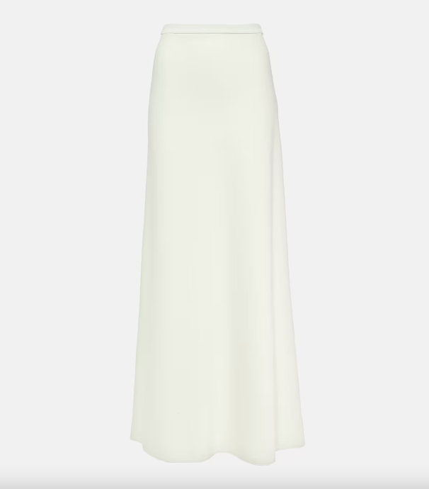 Flowy skirt: Οι συνδυασμοί για να φορέσετε την αέρινη φούστα της άνοιξης-4