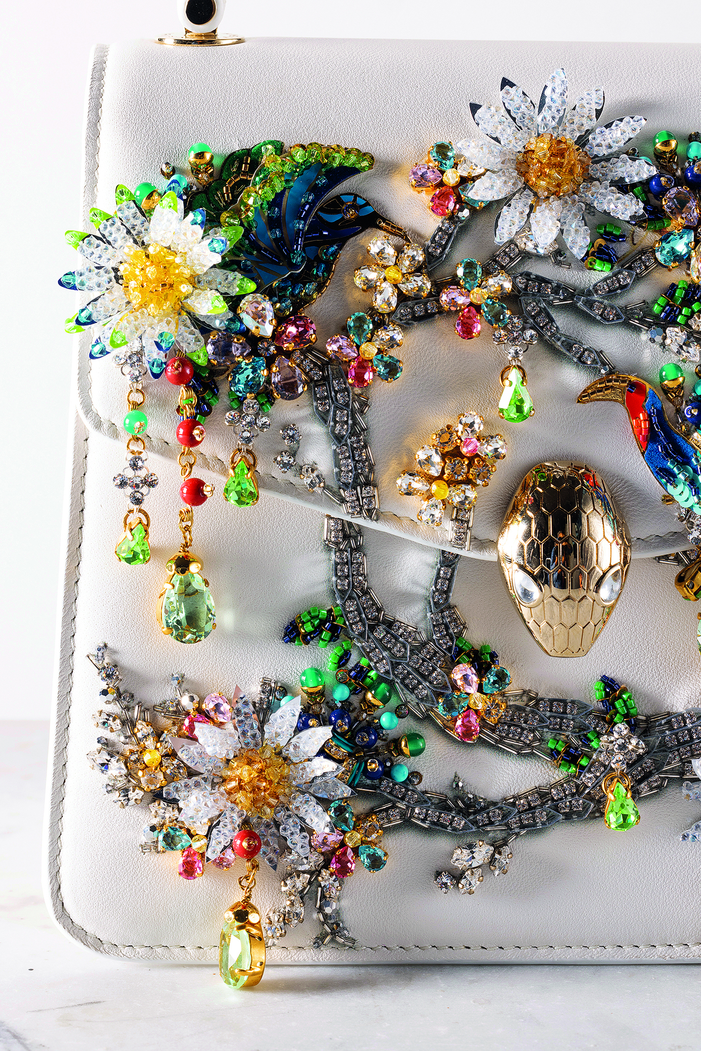 Η Mary Katrantzou μιλά στη Vogue Greece για την συνεργασία της με τον οίκο Bulgari-3