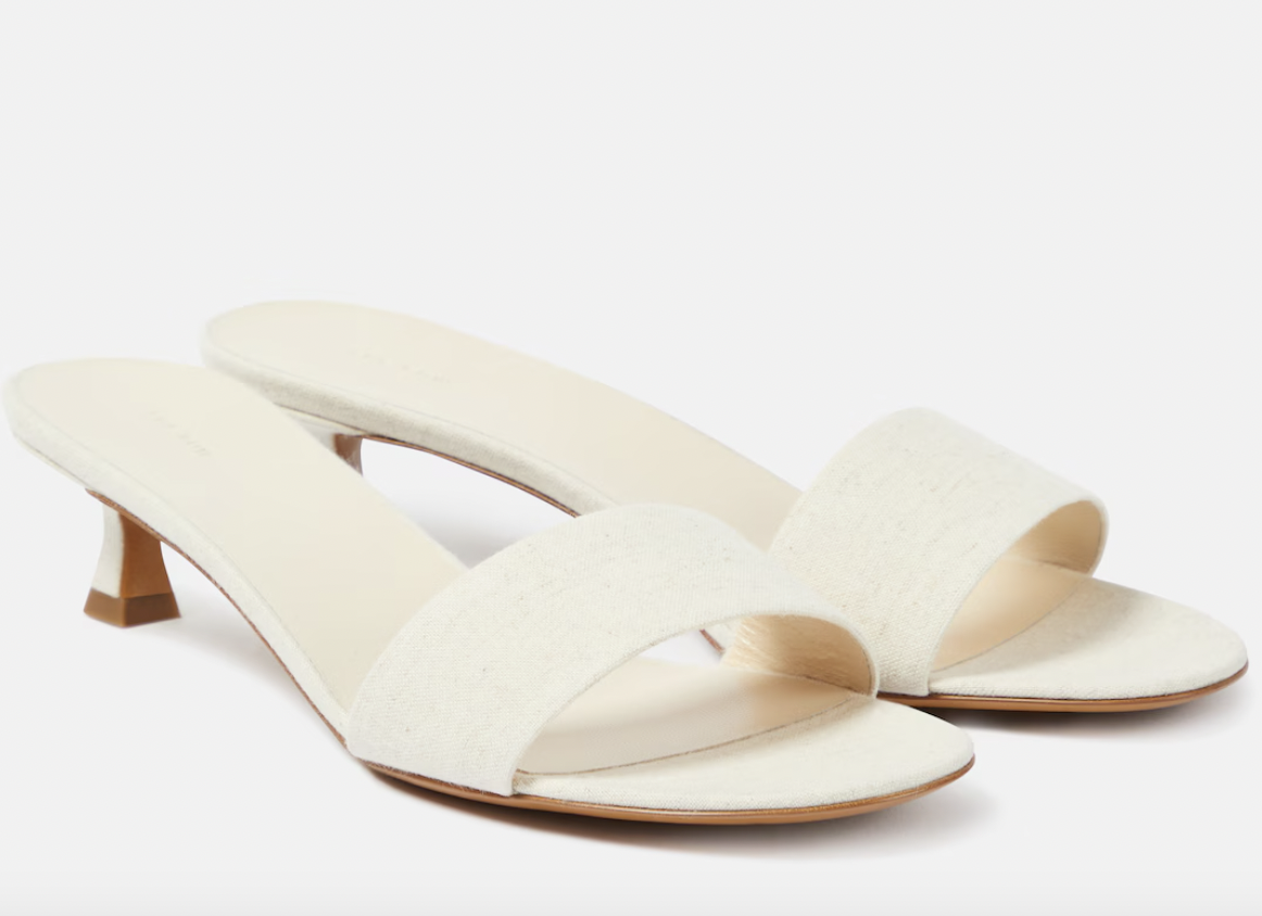 Mules με kitten heels: Είναι τα πιο chic και άνετα παπούτσια της σεζόν-6