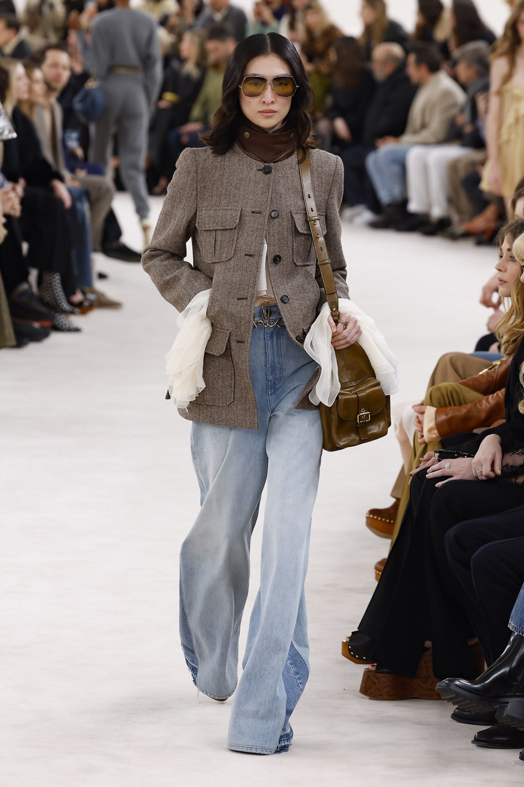 Test drive στα 6 μεγαλύτερα denim trends από τις πασαρέλες της σεζόν-3