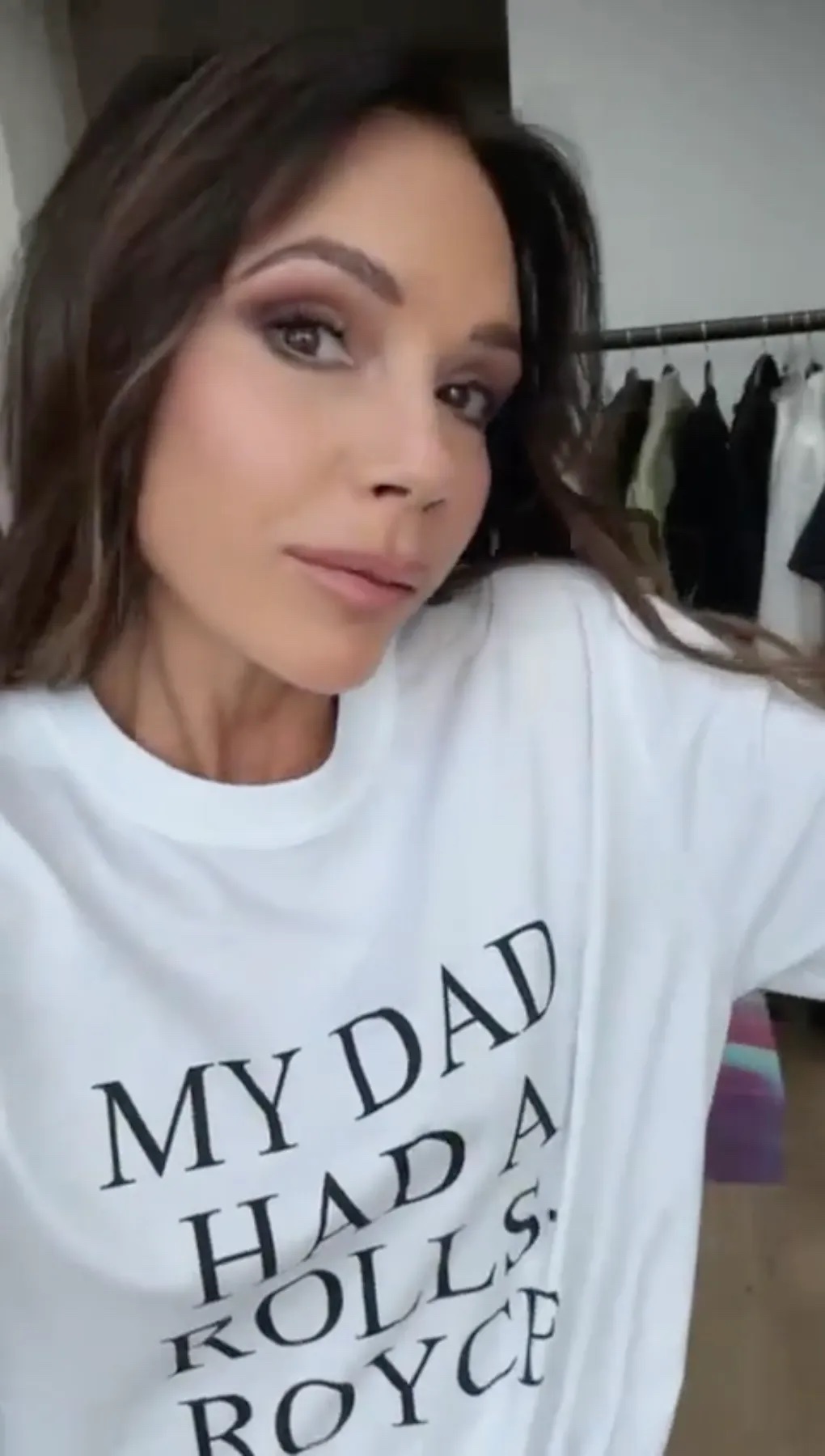 T-shirts: Η νέα τάση που υιοθετούν οι celebrities-1