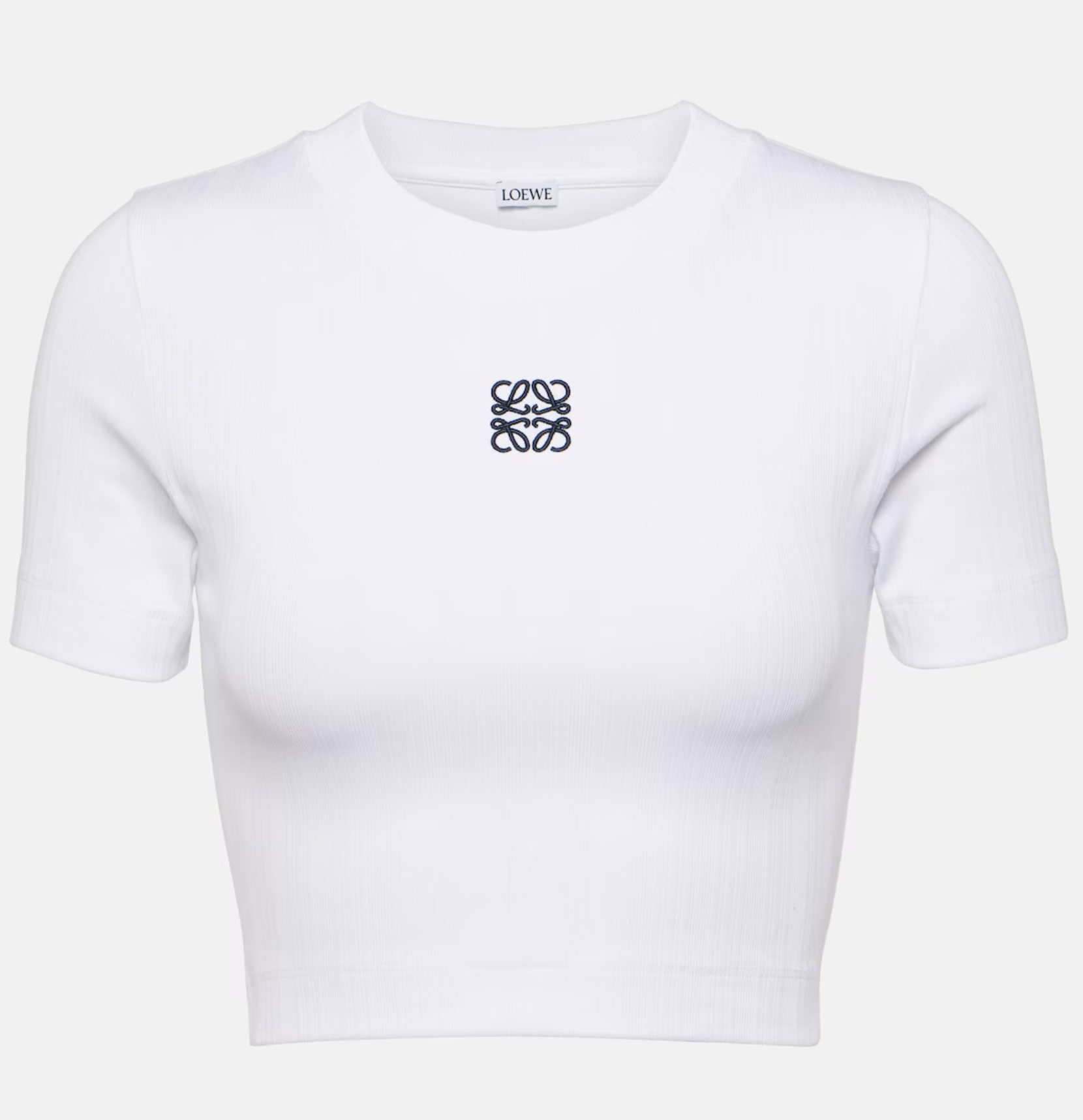 Δεν είναι εύκολο να βρείτε το τέλειο λευκό T-shirt: Ο οδηγός της Vogue για κάθε στυλ-3