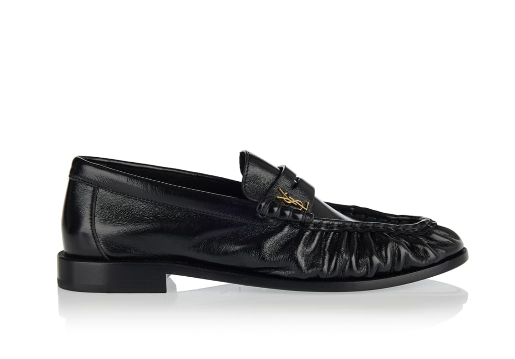 Loafers και φούστα: 5 κομψά outfits που θα υιοθετήσετε non-stop-12