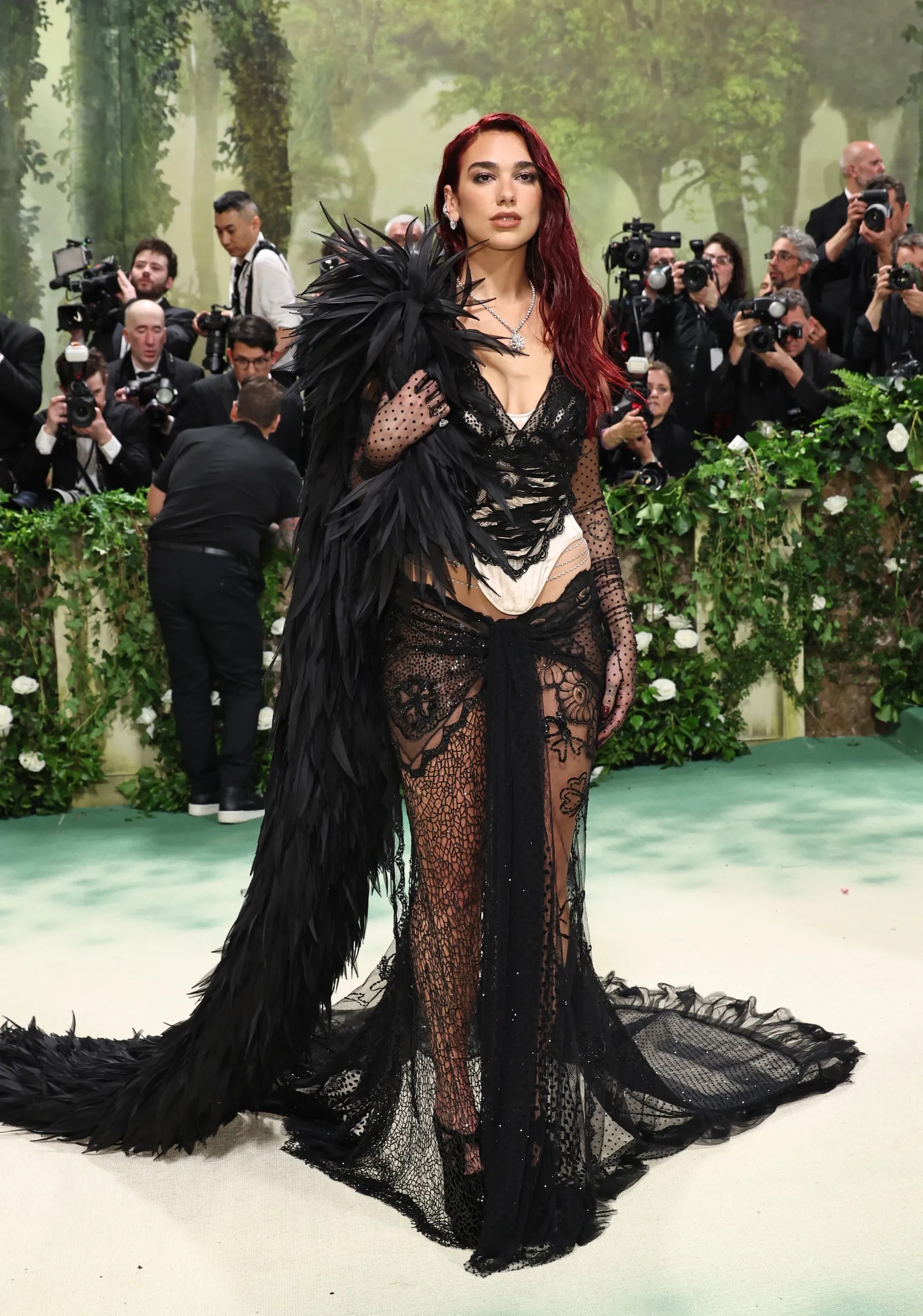Met Gala 2024: Οι best dressed celebrities στο κόκκινο χαλί-10