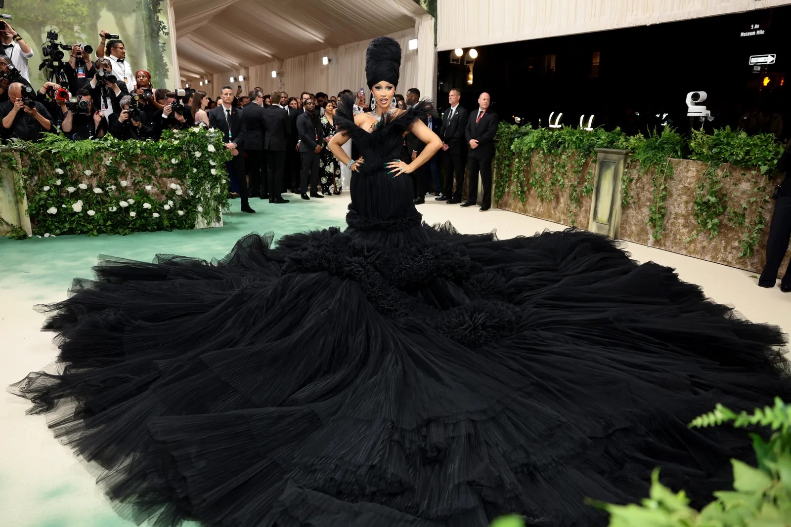 Met Gala 2024: Οι best dressed celebrities στο κόκκινο χαλί-15