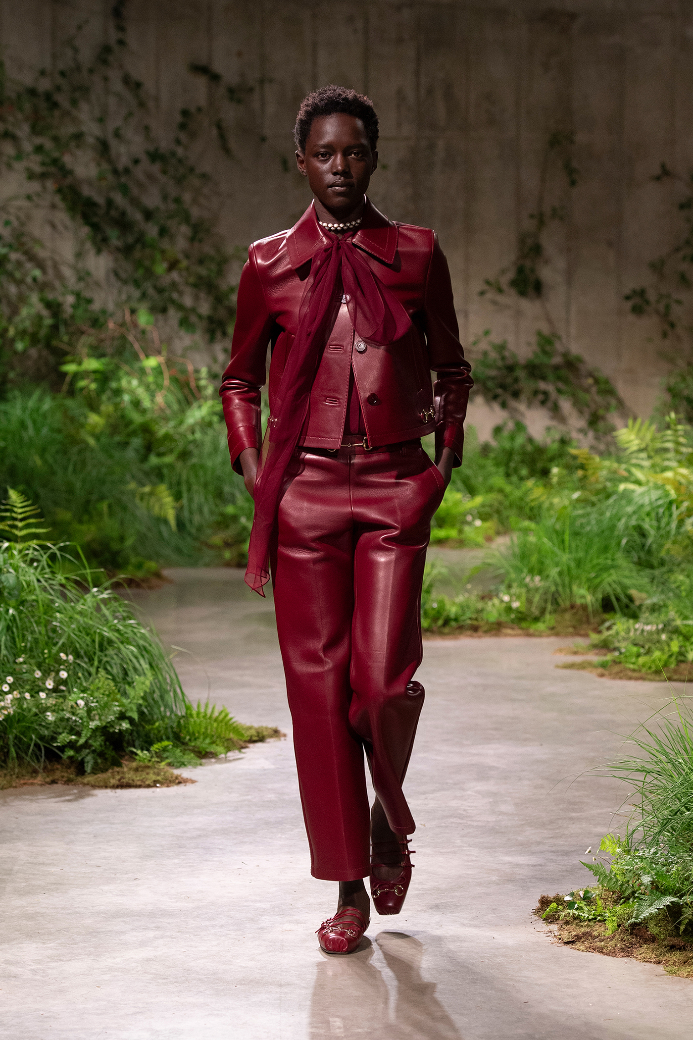 Gucci Cruise 2025: Επιστροφή στο Λονδίνο-6