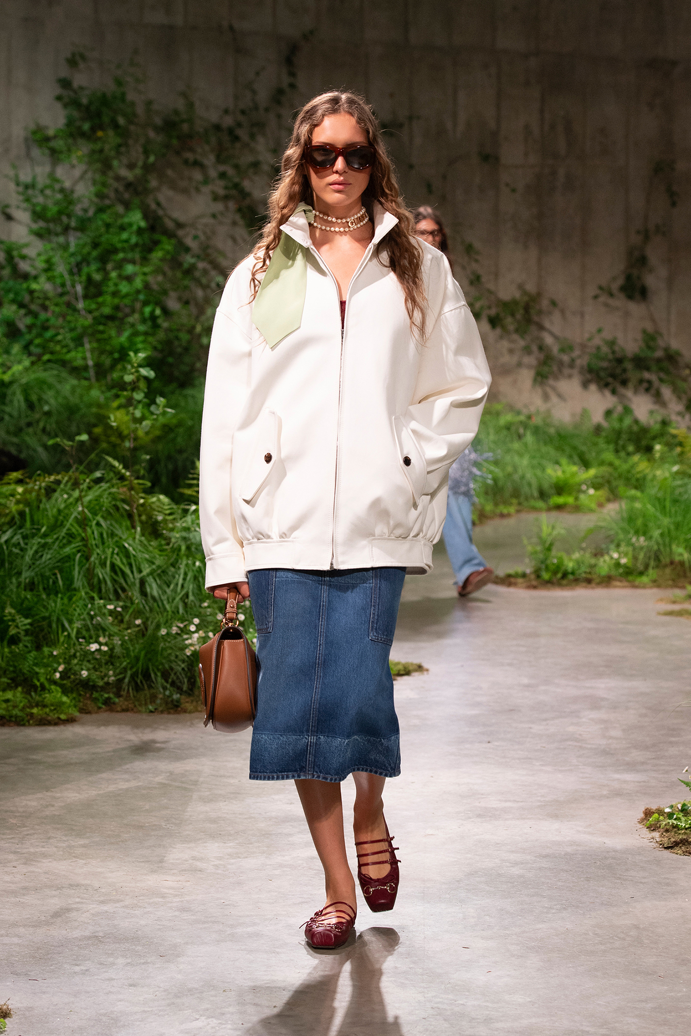 Gucci Cruise 2025: Επιστροφή στο Λονδίνο-15