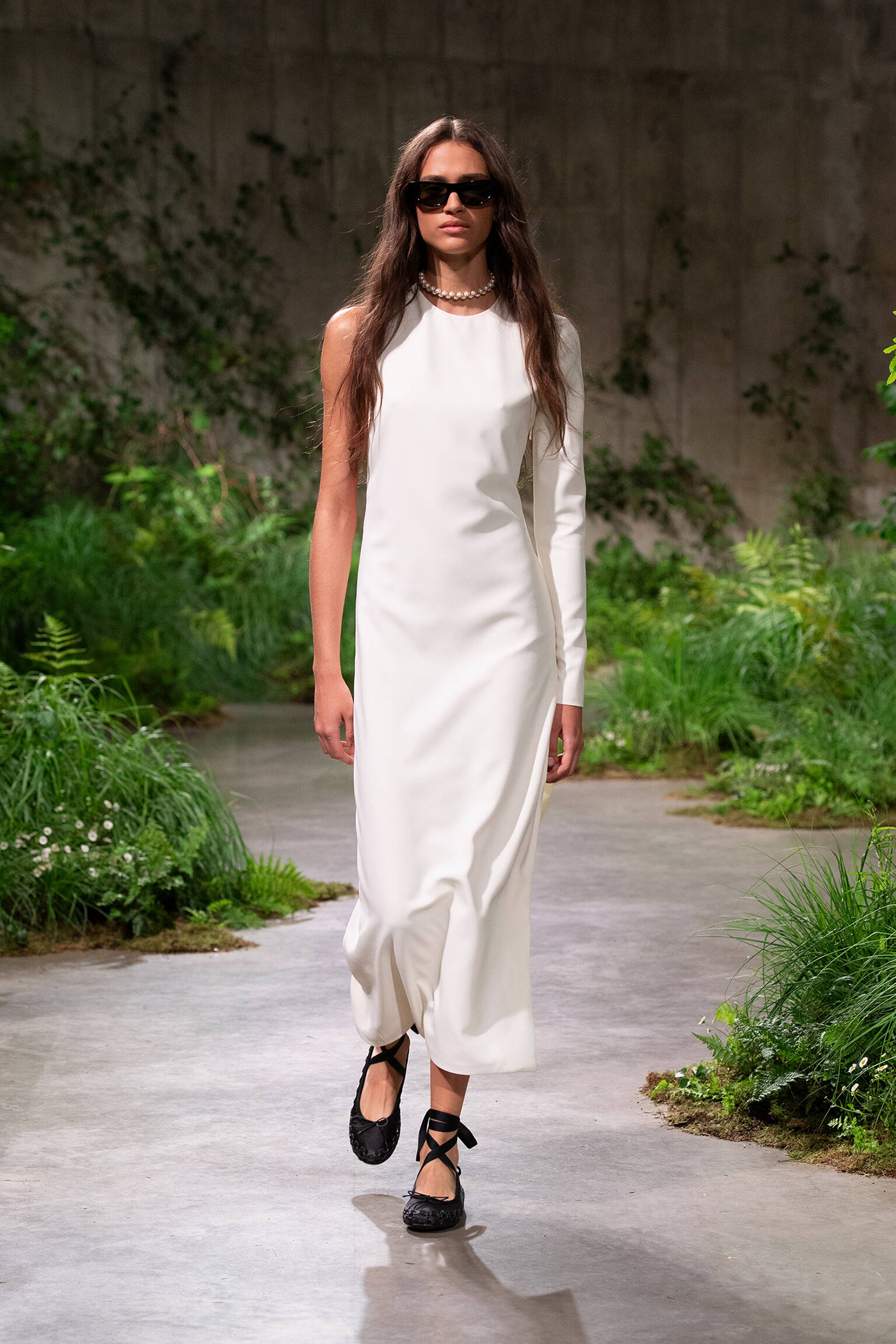 Gucci Cruise 2025: Επιστροφή στο Λονδίνο-18