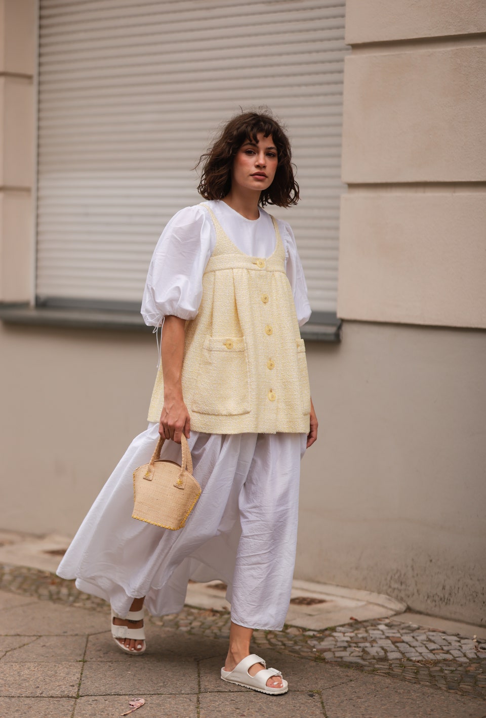 Birkenstock και φορέματα: Οι 4 must-try καλοκαιρινοί συνδυασμοί για comfy και stylish εμφανίσεις-4