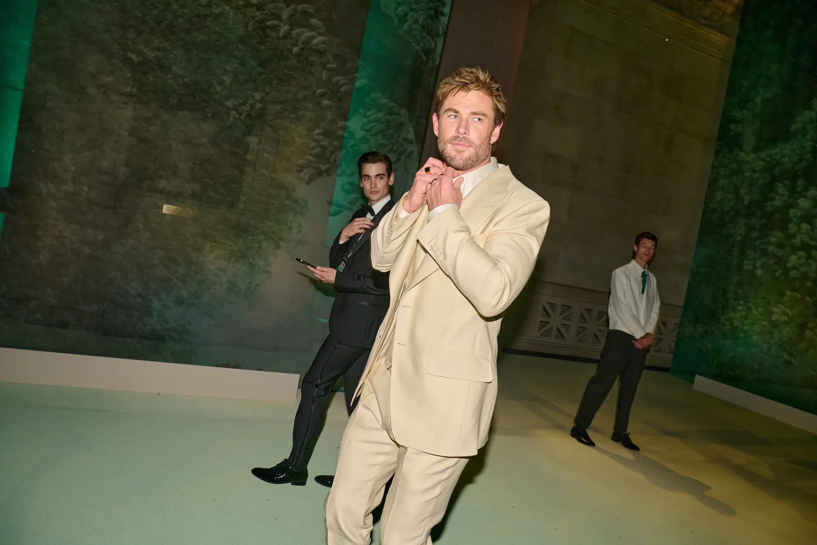 Met Gala 2024: Τα highlights από τα παρασκήνια της βραδιάς-14
