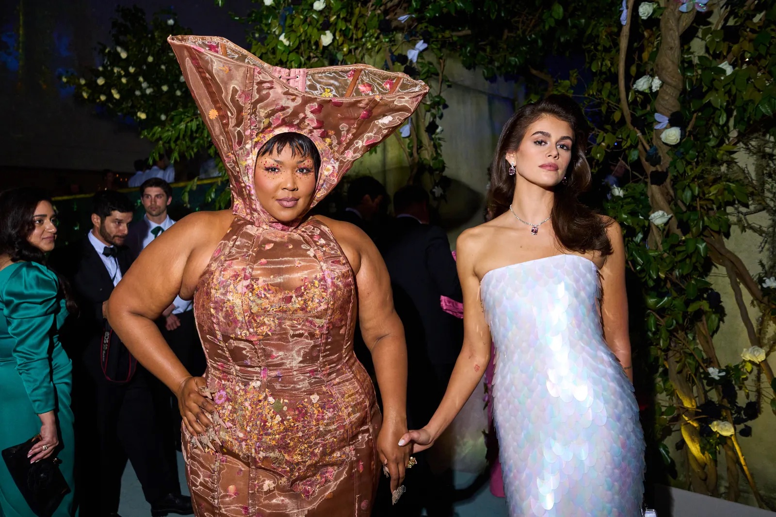 Met Gala 2024: Τα highlights από τα παρασκήνια της βραδιάς-22