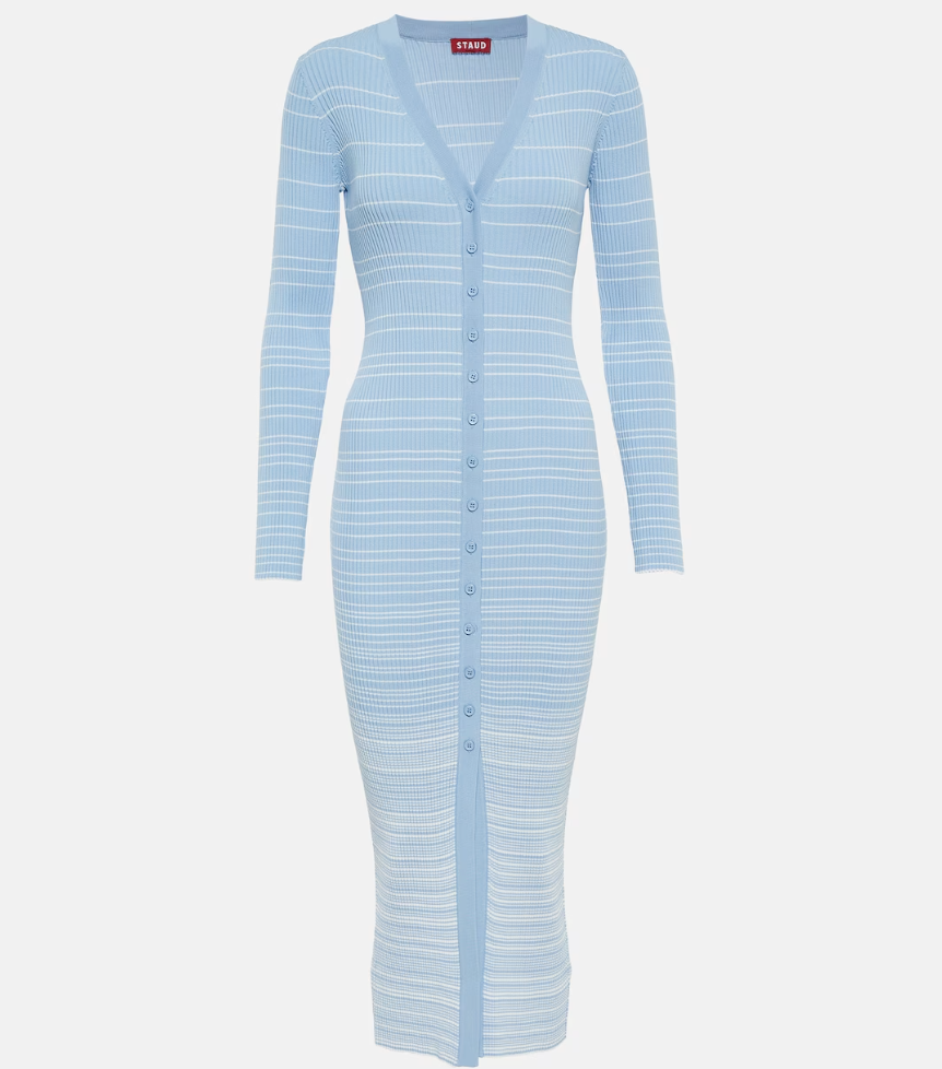 Cardigan dress: Η Gigi Hadid φορά την τάση του καλοκαιριού αντί για T-shirt-2