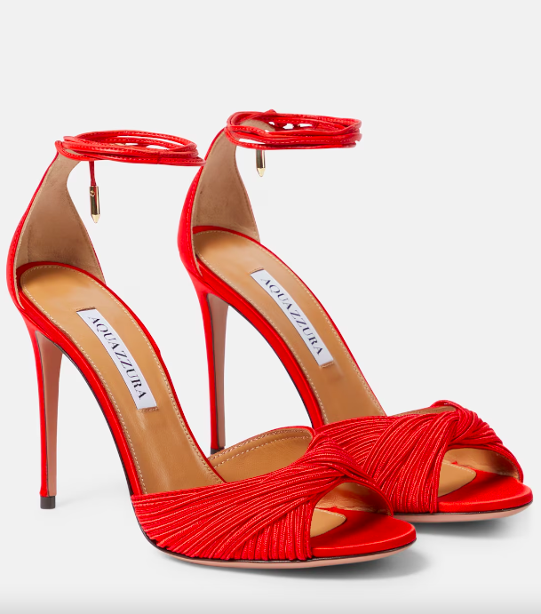 6 σανδάλια με χρώμα για τα καλοκαιρινά look-1