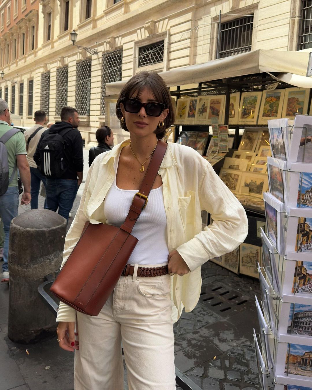 Parisian chic: Τα 6 must-have του καλοκαιριού για να αντιγράψετε το στυλ των Γαλλίδων-3