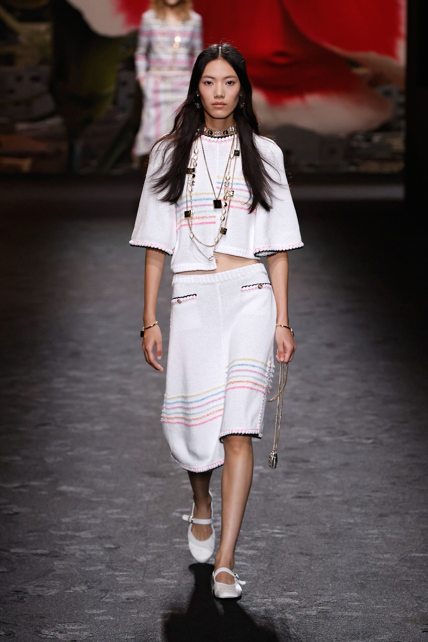Low-waist skirt: Τα 5 top στιλ για την άνοιξη και το καλοκαίρι-3