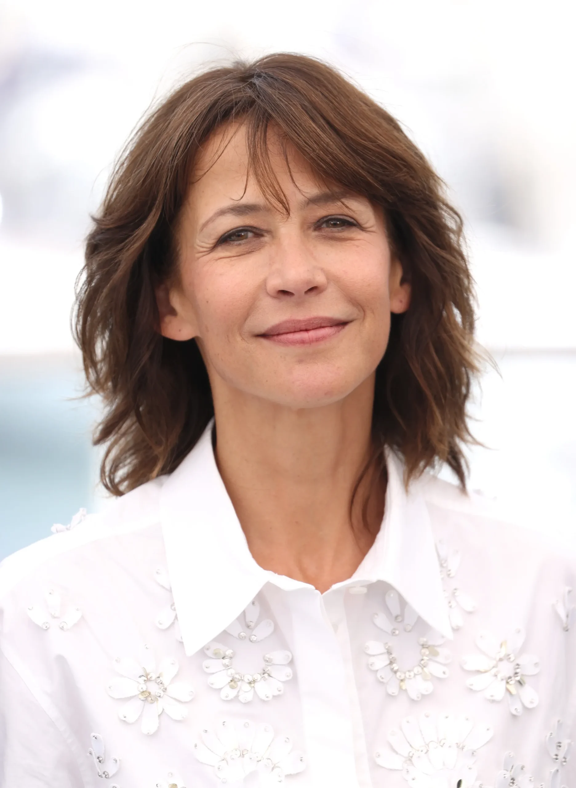 Mid-length haircut: Τα 10 κουρέματα μεσαίου μήκους για το καλοκαίρι-8