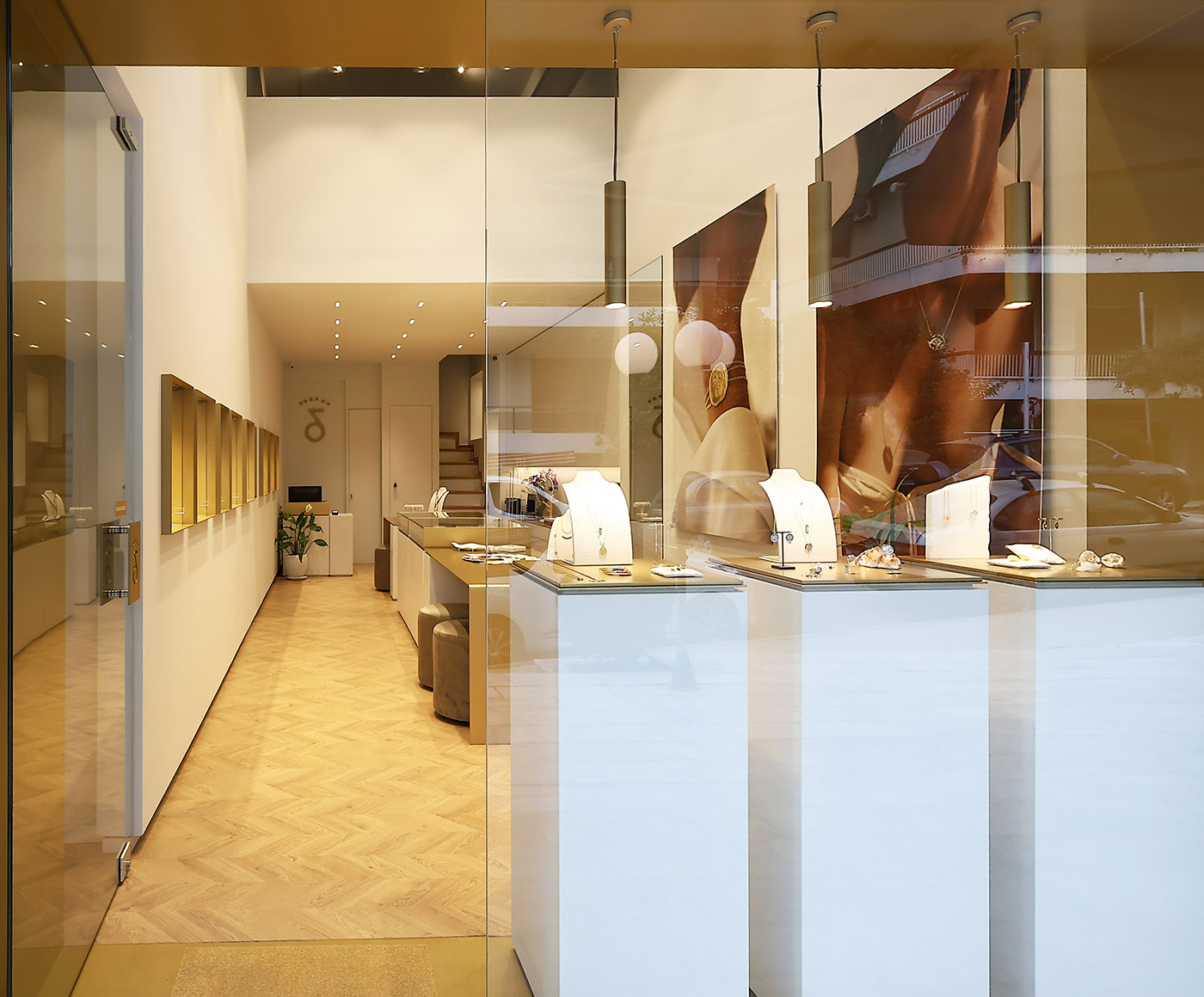 Η Danai Giannelli εγκαινιάζει το νέο flagship store αφιερωμένο στο κόσμημα-2