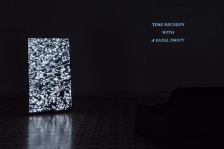 The Water Or The Wave – AMA House: Η Vogue Greece ταξίδεψε στις Σπέτσες για το opening της έκθεσης-3