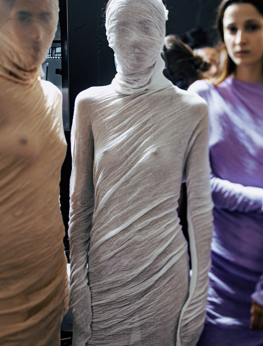 ISSEY MIYAKE: Αποκλειστική συνέντευξη με τον SATOSHI KONDO-1