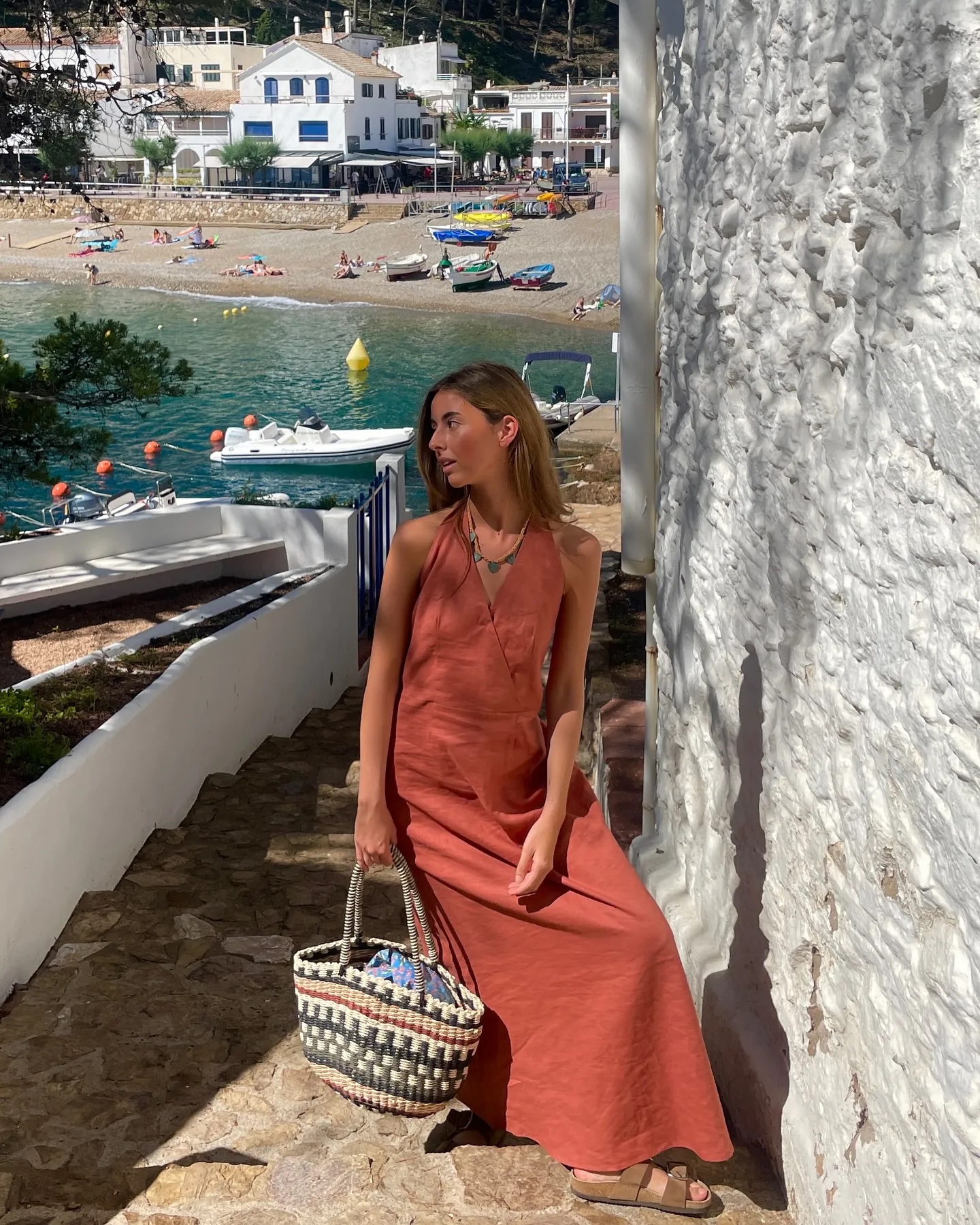 5 beach cover-ups που θα φορέσουμε εκτός από παρεό-1