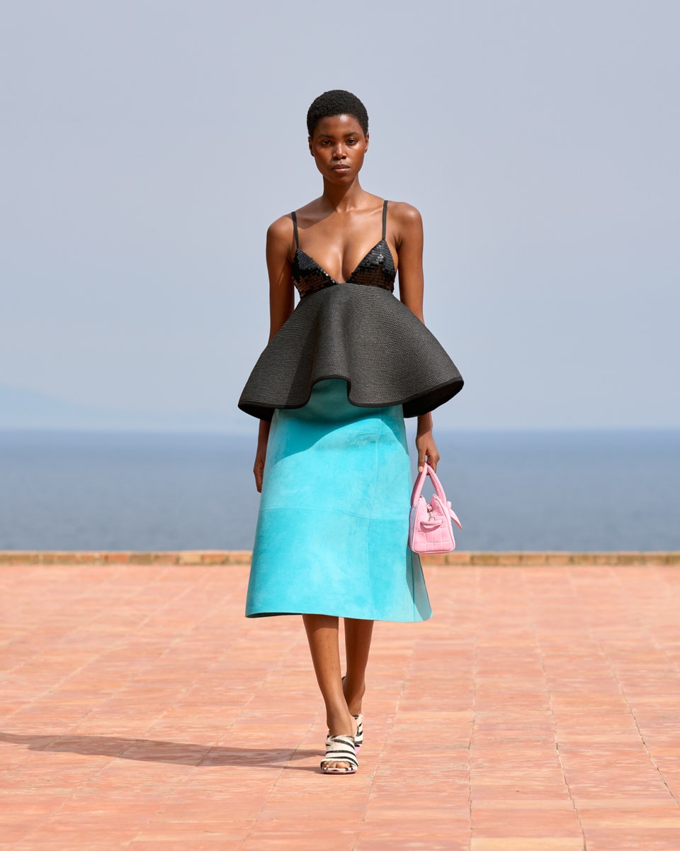 Ο Jacquemus γιόρτασε 15 χρόνια με ένα show στο Capri-2