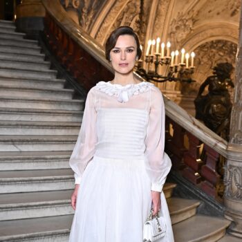 keira-knightley-to-εντυπωσιακό-bridal-look-στο-chanel-fw24-25-couture-show-322385