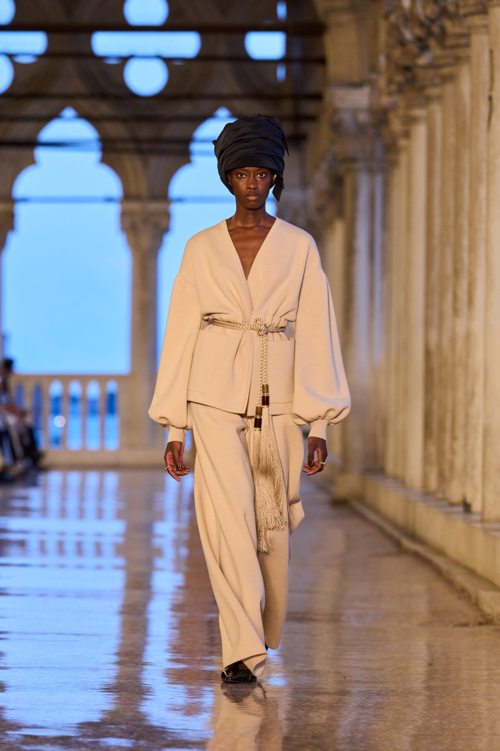 Η Max Mara Resort 2025 ακολουθεί τα βήματα του Marco Polo στη Βενετία-15