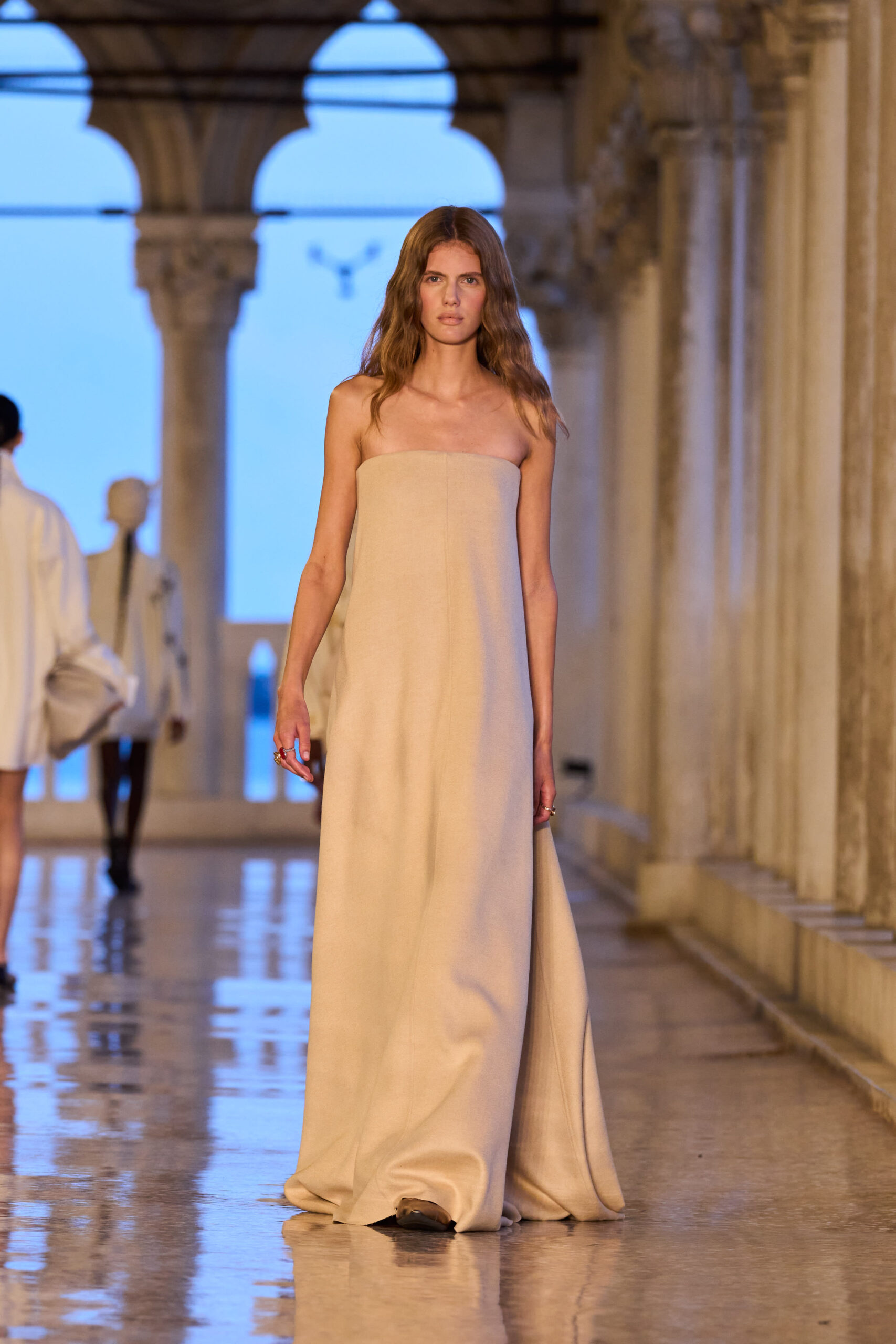 Η Max Mara Resort 2025 ακολουθεί τα βήματα του Marco Polo στη Βενετία-14