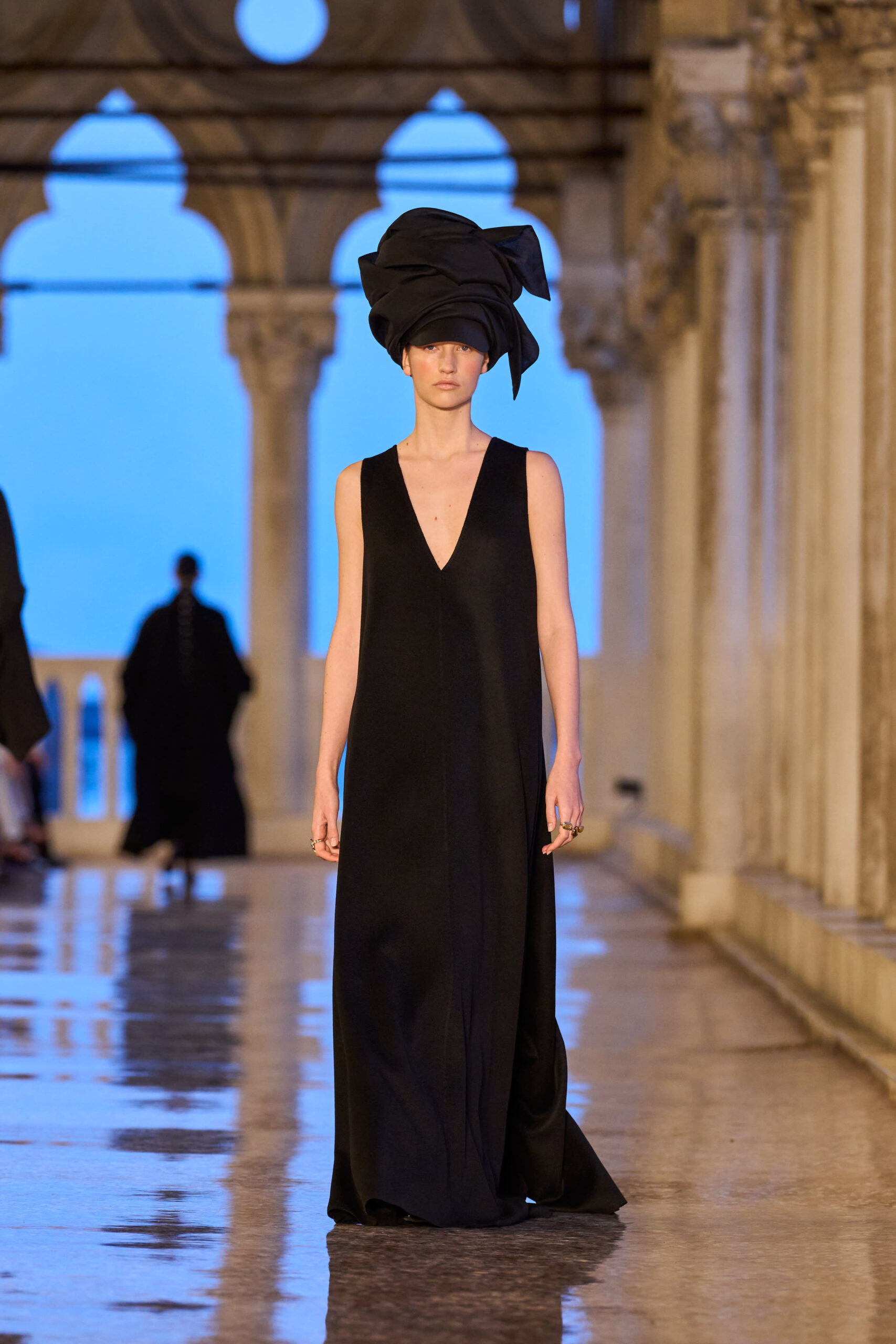 Η Max Mara Resort 2025 ακολουθεί τα βήματα του Marco Polo στη Βενετία-5