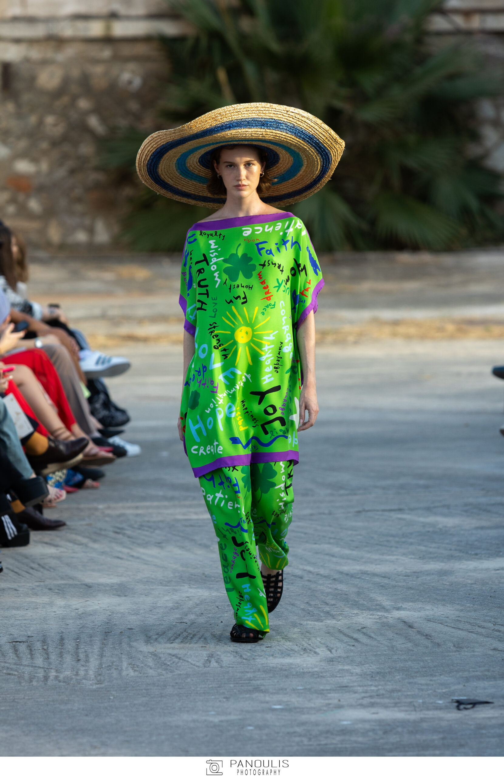 Rianna + Nina x Konstantin Kakanias: Αισιοδοξία, ελπίδα και καλός σκοπός-2