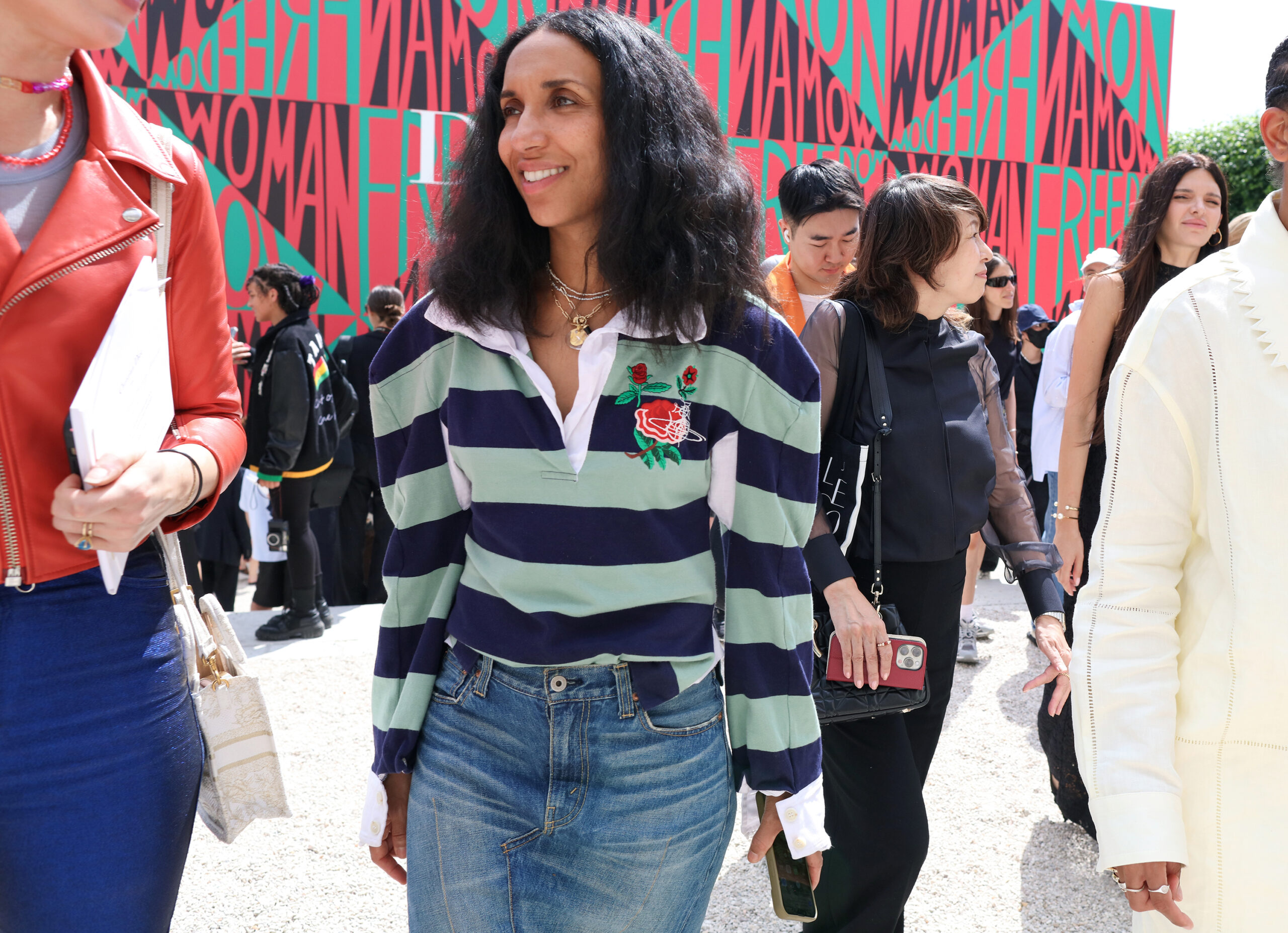 Τι φορούν τώρα στο Παρίσι; Τα ωραιότερα street style looks-11